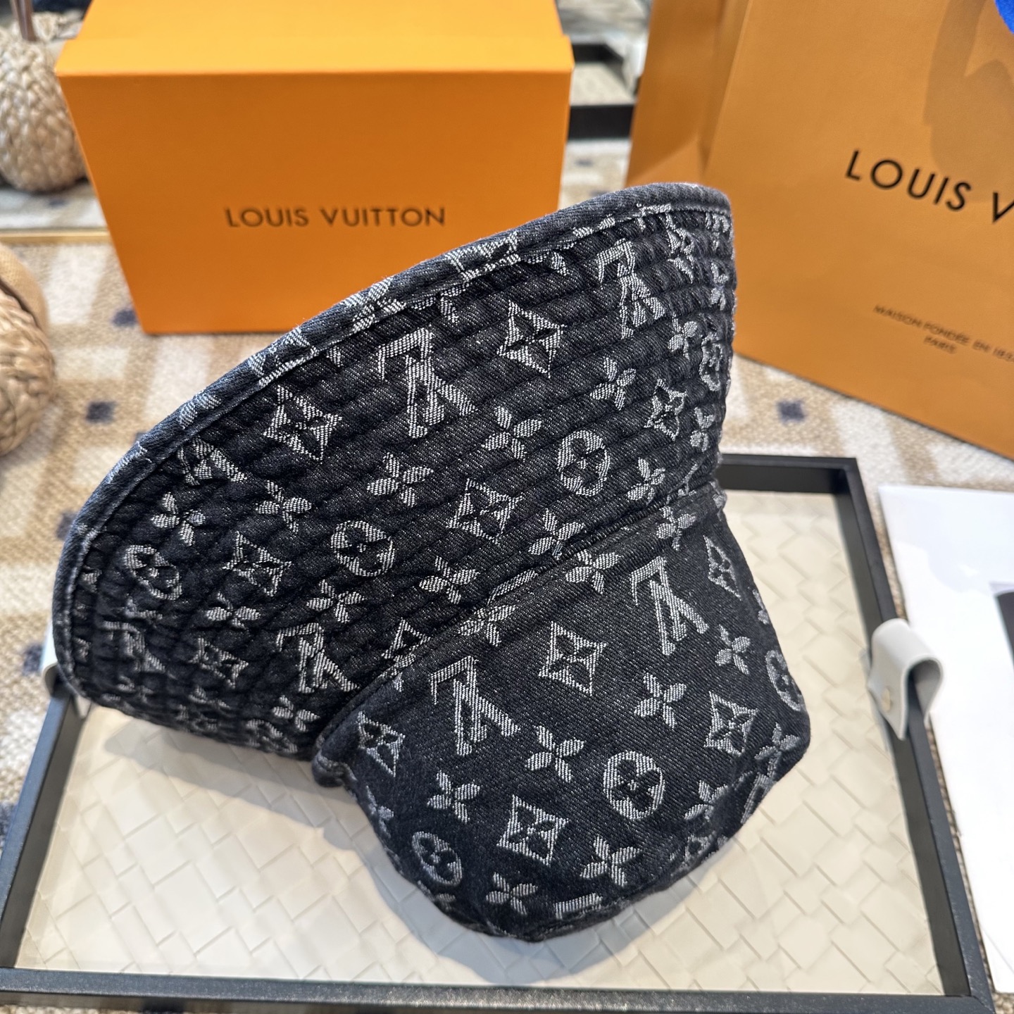 Louis Vuitton Lv路易威登2026新款可遮阳帽女透气渔夫帽