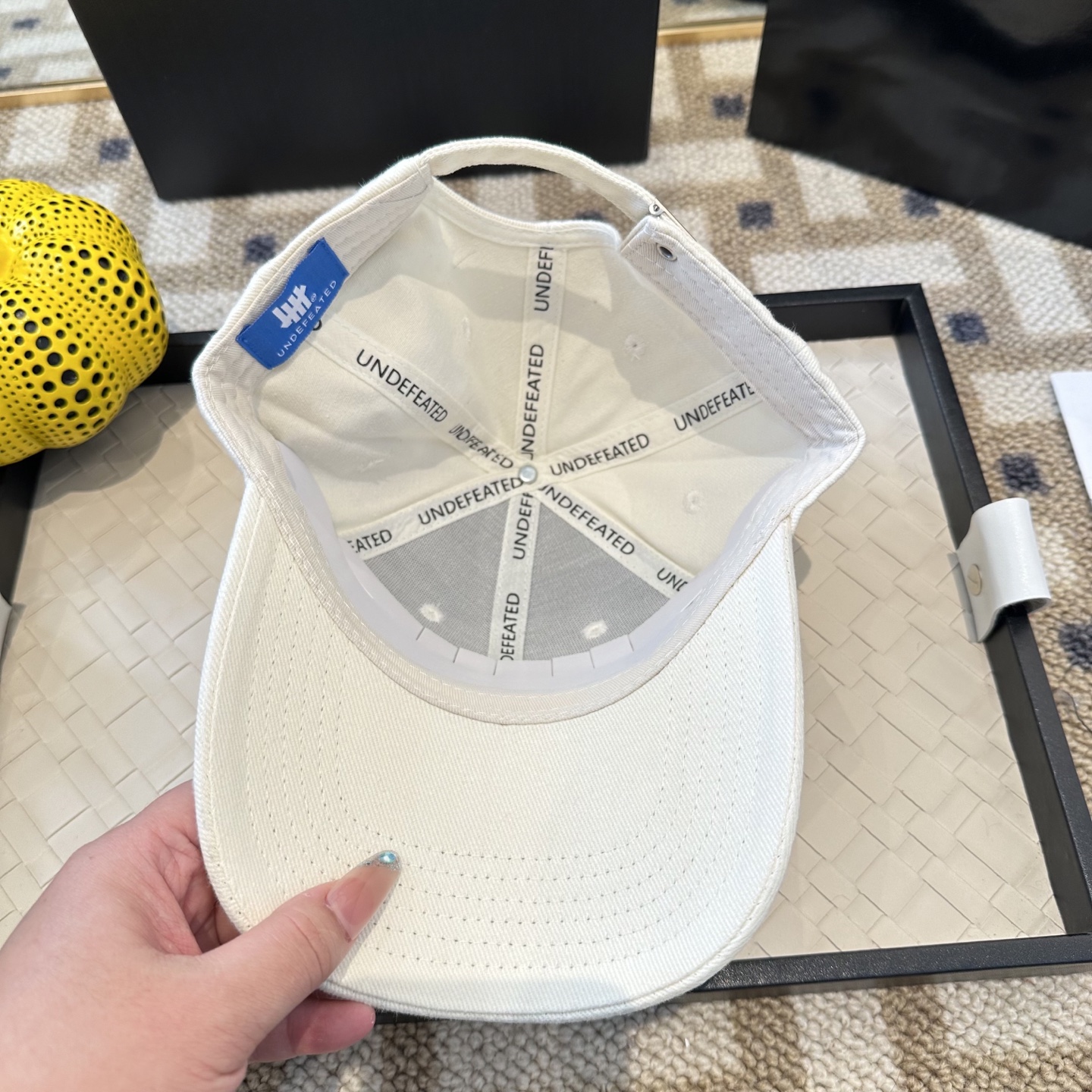 潮牌棒球帽 简单休闲风的棒球帽 减龄百搭 适配度很高！简单随性~出街拍照拗造型非常加分~男女同款 随意搭