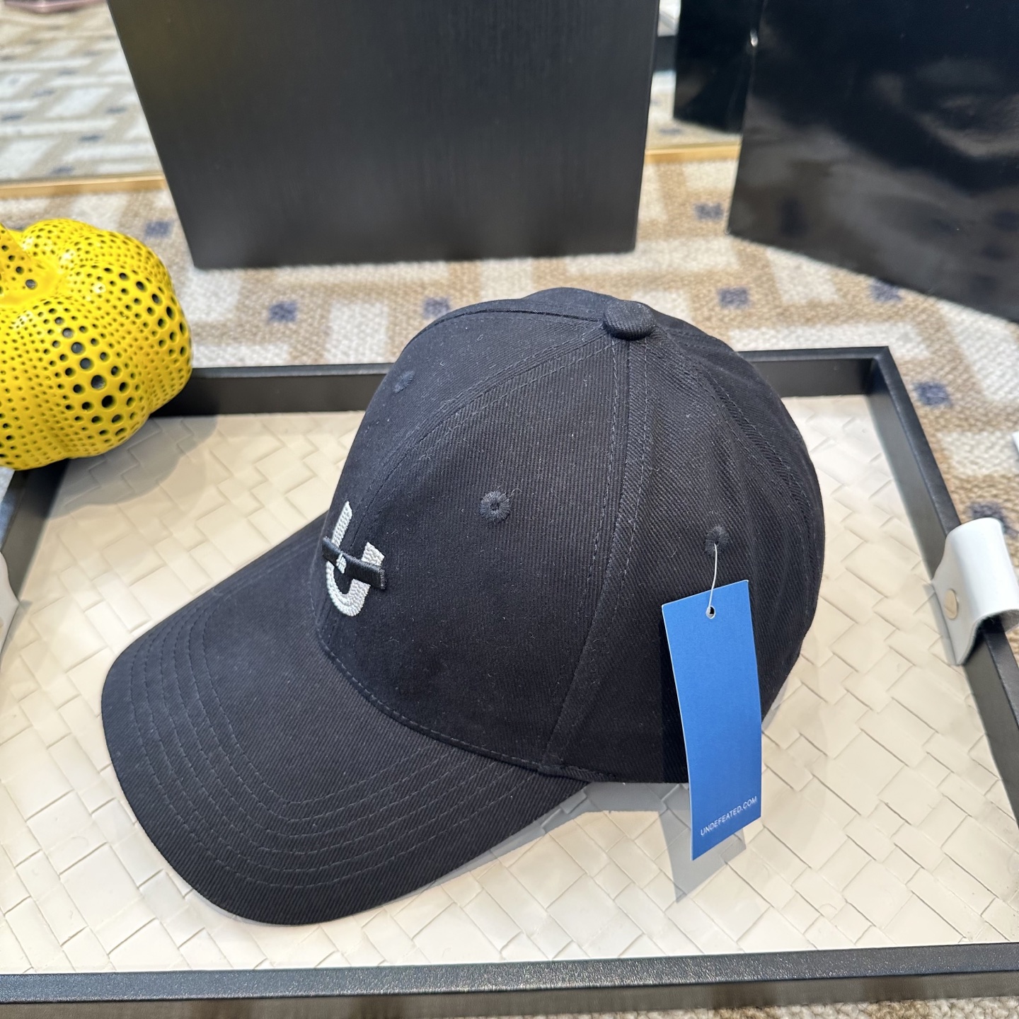 潮牌棒球帽 简单休闲风的棒球帽 减龄百搭 适配度很高！简单随性~出街拍照拗造型非常加分~男女同款 随意搭