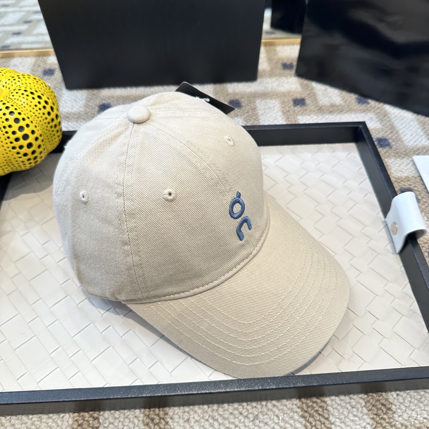 潮牌棒球帽 简单休闲风的棒球帽 减龄百搭 适配度很高！简单随性~出街拍照拗造型非常加分~男女同款 随意搭