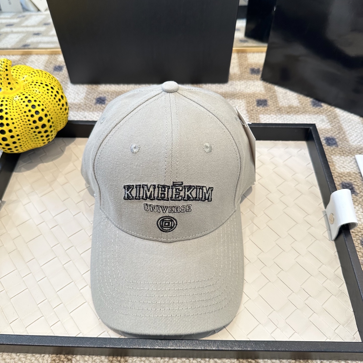 潮牌棒球帽 简单休闲风的棒球帽 减龄百搭 适配度很高！简单随性~出街拍照拗造型非常加分~男女同款 随意搭