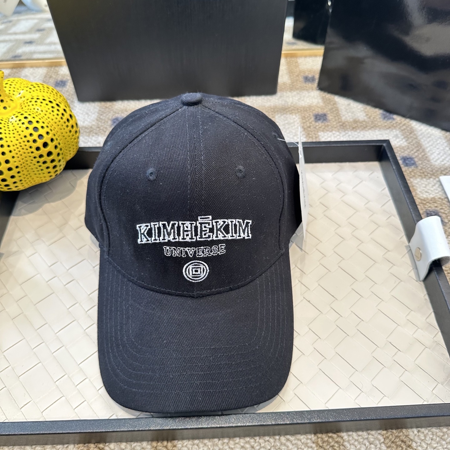 潮牌棒球帽 简单休闲风的棒球帽 减龄百搭 适配度很高！简单随性~出街拍照拗造型非常加分~男女同款 随意搭