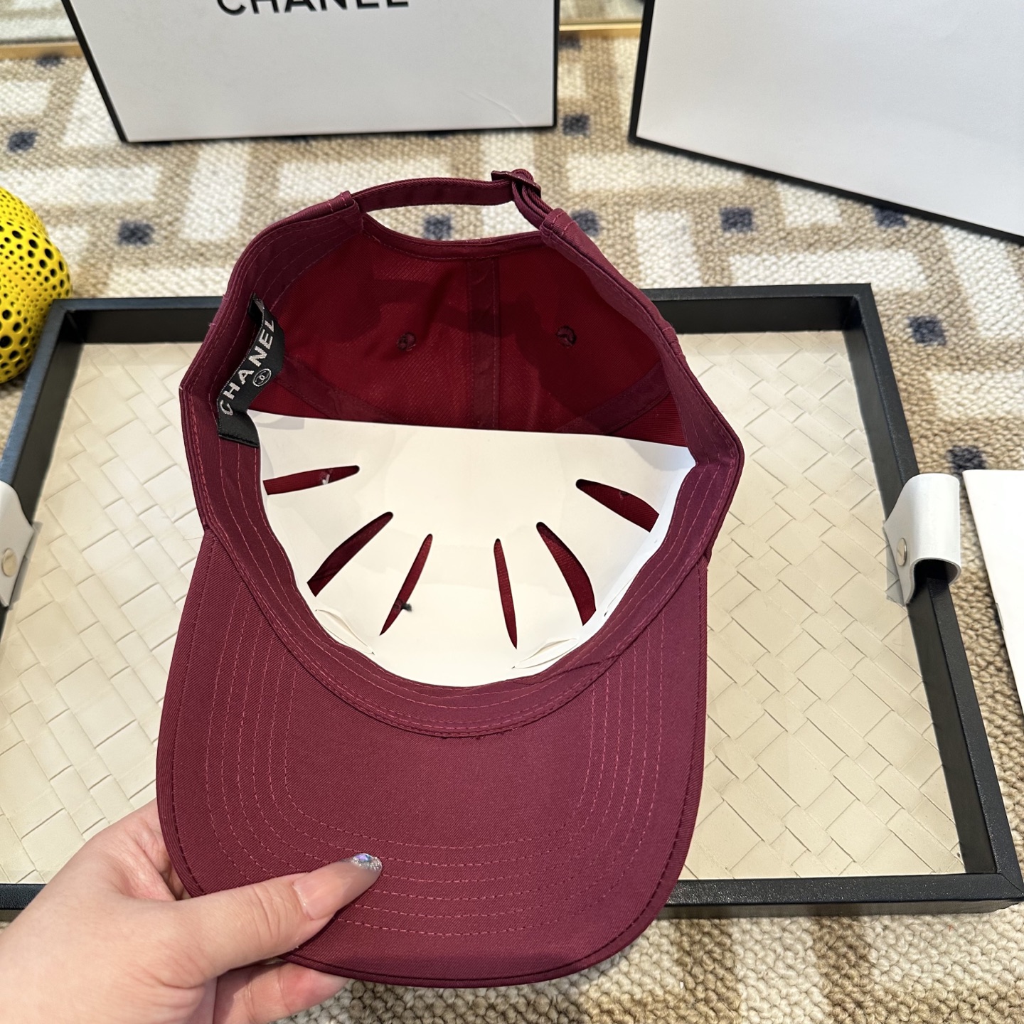 CHANEL香奈儿 新款简约刺绣logo棒球帽，新款出货，大牌款超好搭配，赶紧入手！