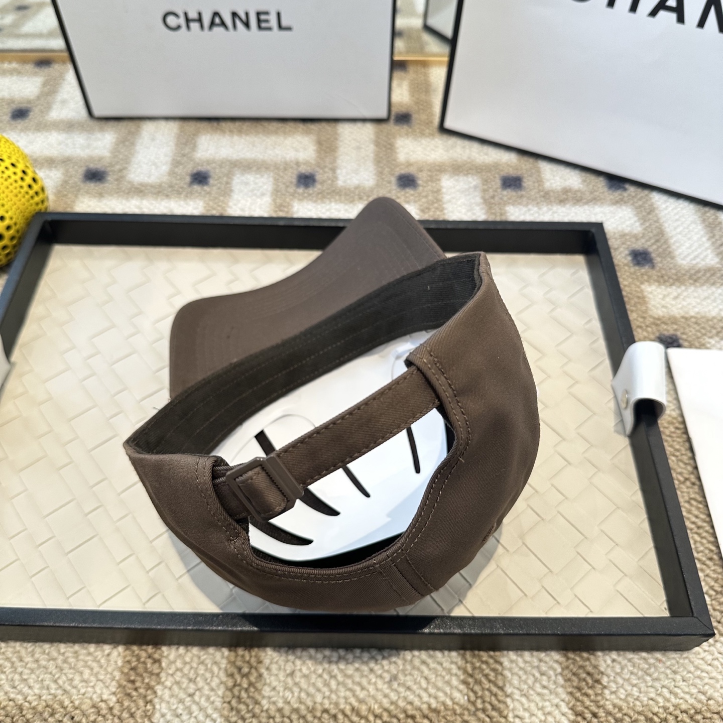 CHANEL香奈儿 新款简约刺绣logo棒球帽，新款出货，大牌款超好搭配，赶紧入手！