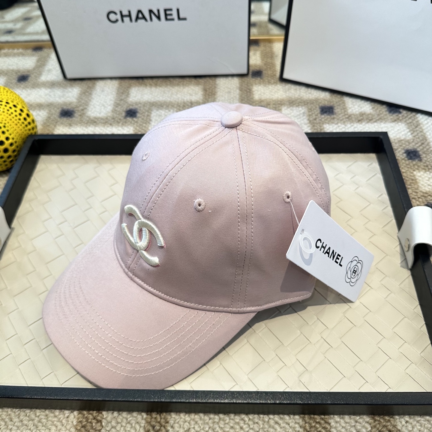 CHANEL香奈儿 新款简约刺绣logo棒球帽，新款出货，大牌款超好搭配，赶紧入手！
