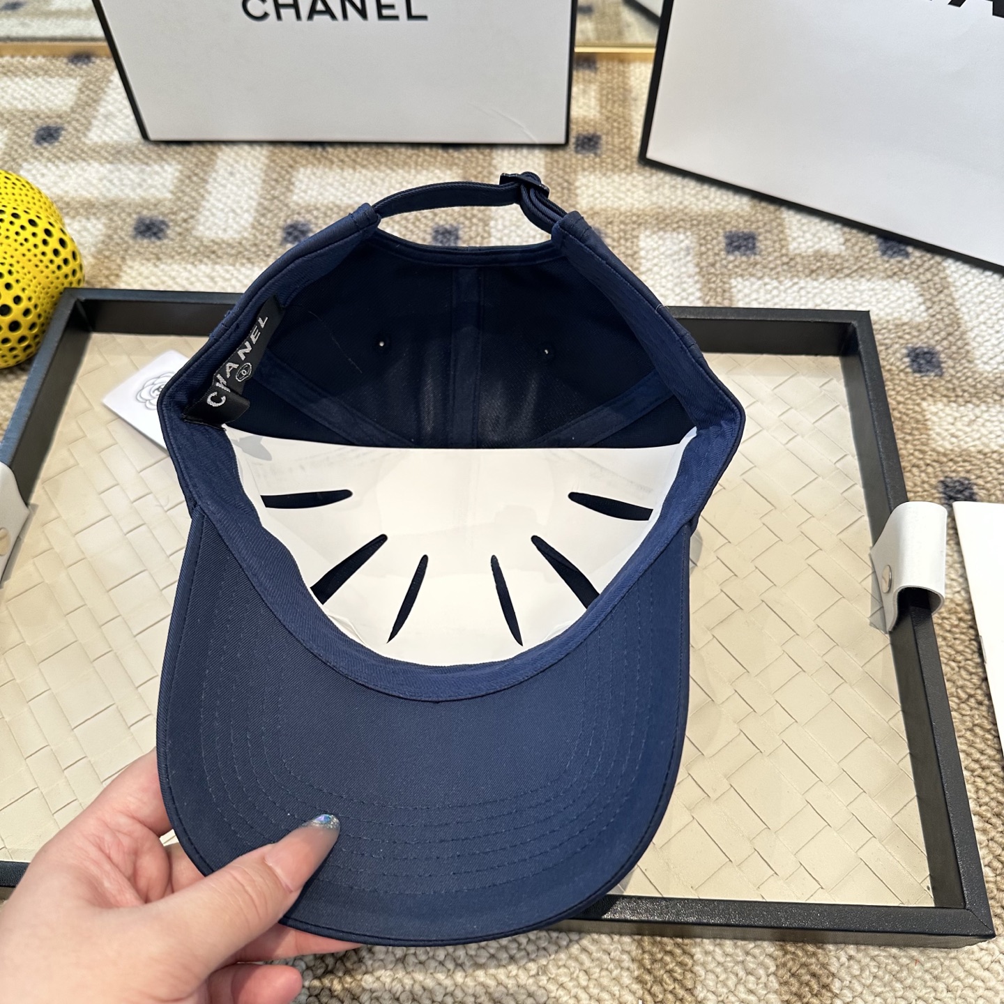 CHANEL香奈儿 新款简约刺绣logo棒球帽，新款出货，大牌款超好搭配，赶紧入手！