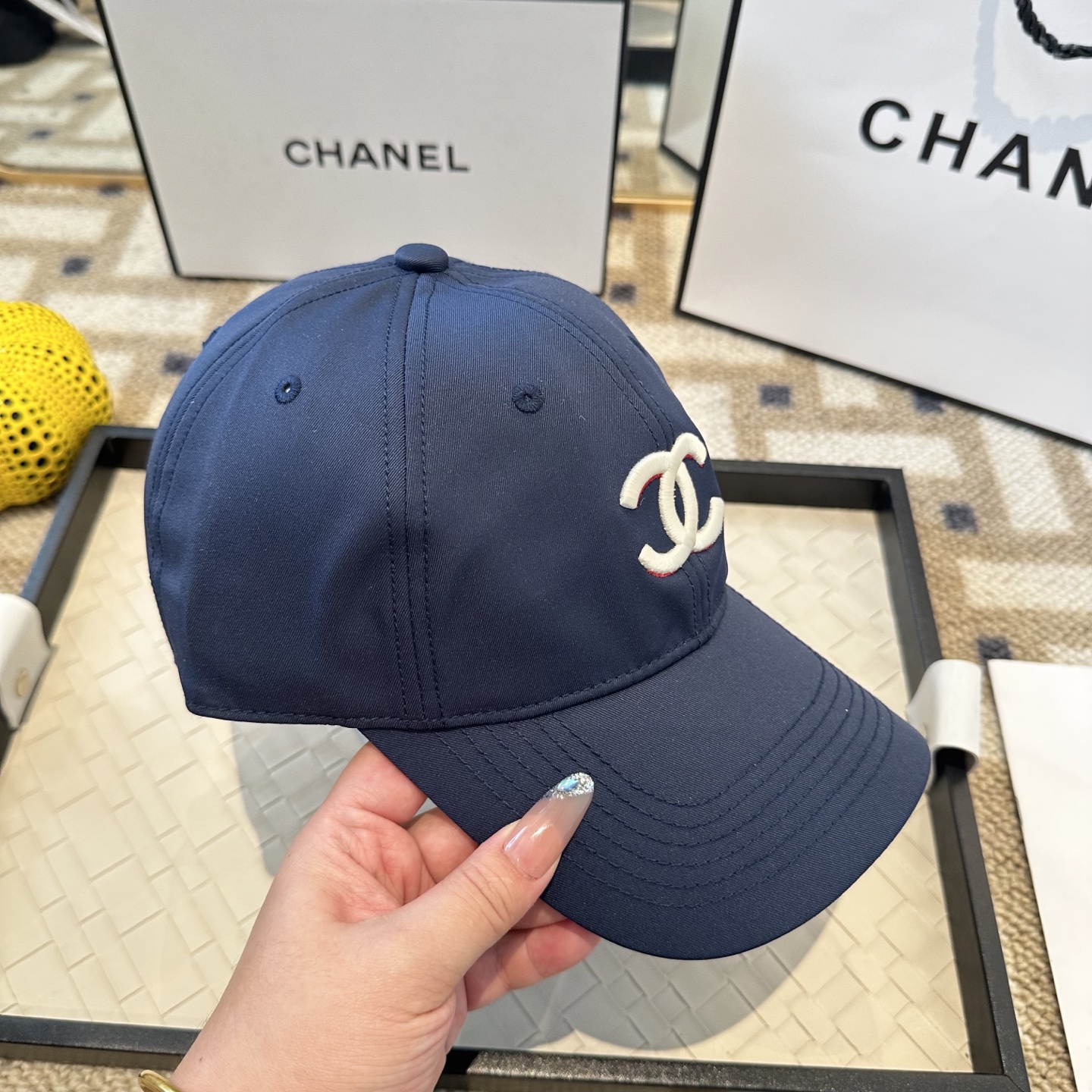 CHANEL香奈儿 新款简约刺绣logo棒球帽，新款出货，大牌款超好搭配，赶紧入手！