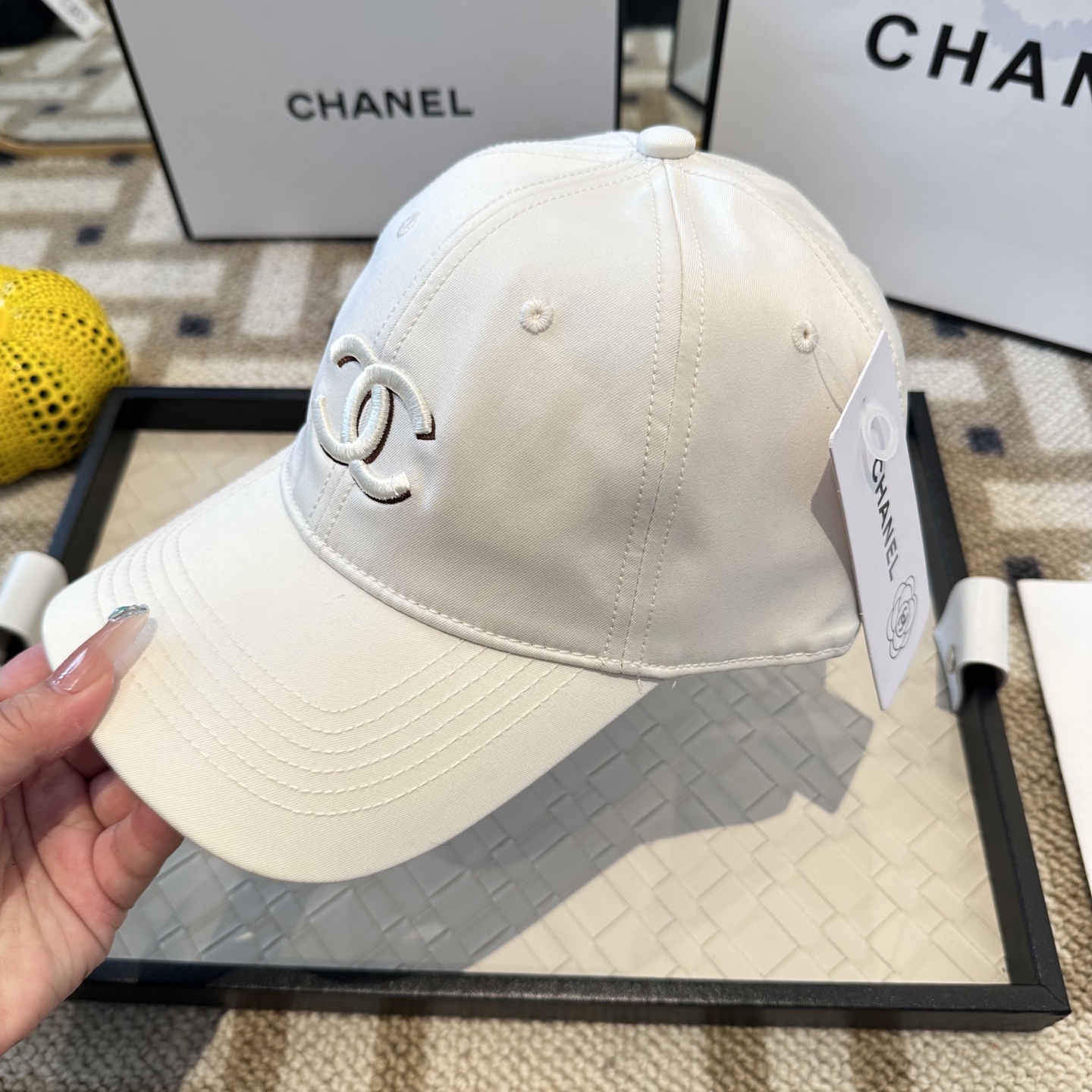 CHANEL香奈儿 新款简约刺绣logo棒球帽，新款出货，大牌款超好搭配，赶紧入手！