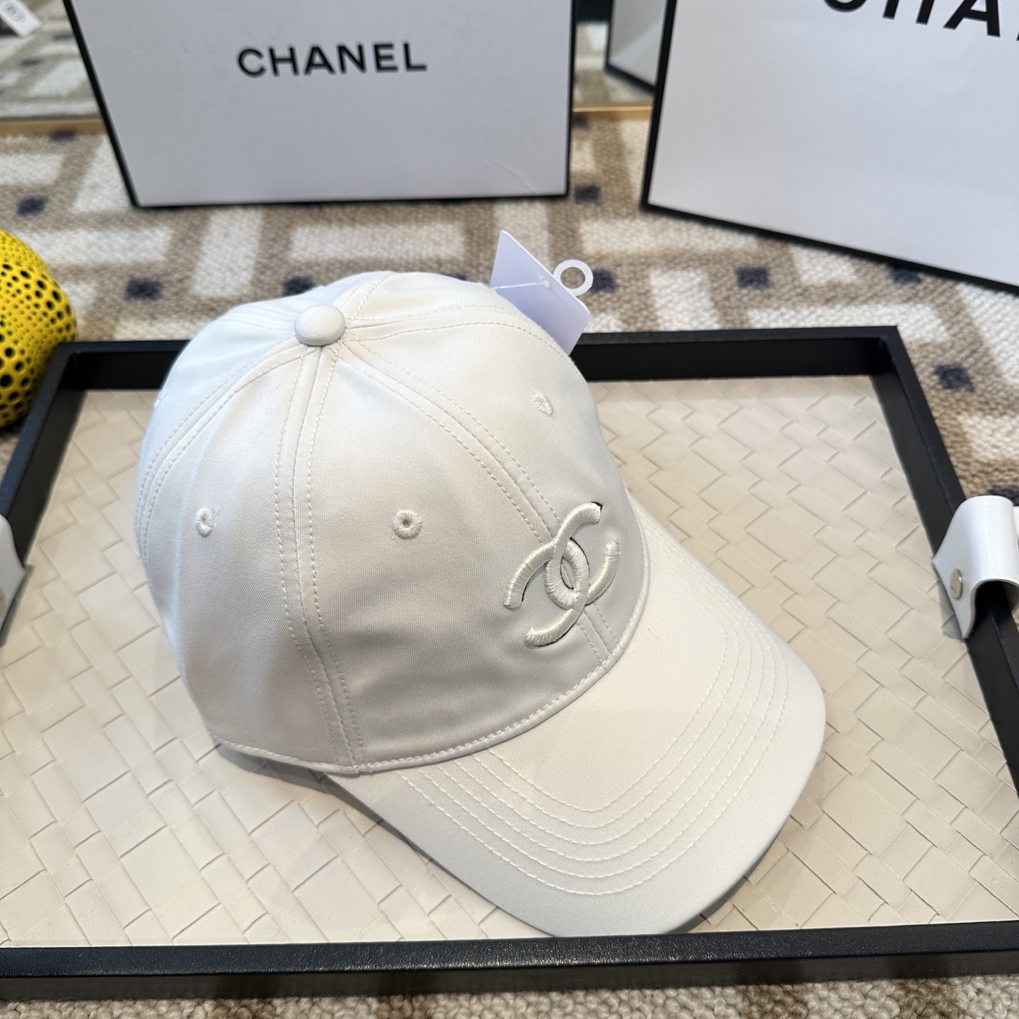 Chanel CHANEL香奈儿 新款简约刺绣logo棒球帽，新款 ， 款超好搭配，赶紧入手