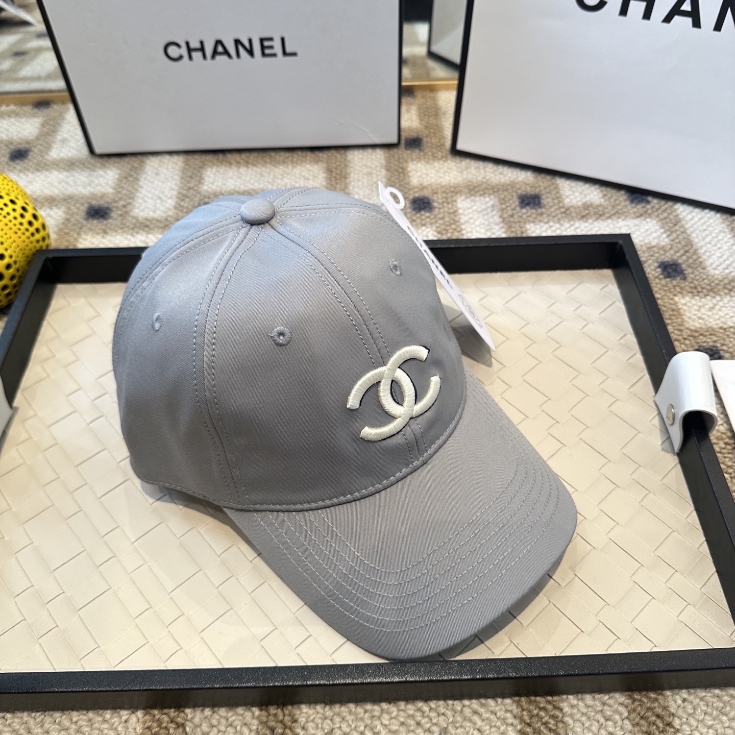 CHANEL香奈儿 新款简约刺绣logo棒球帽，新款出货，大牌款超好搭配，赶紧入手！