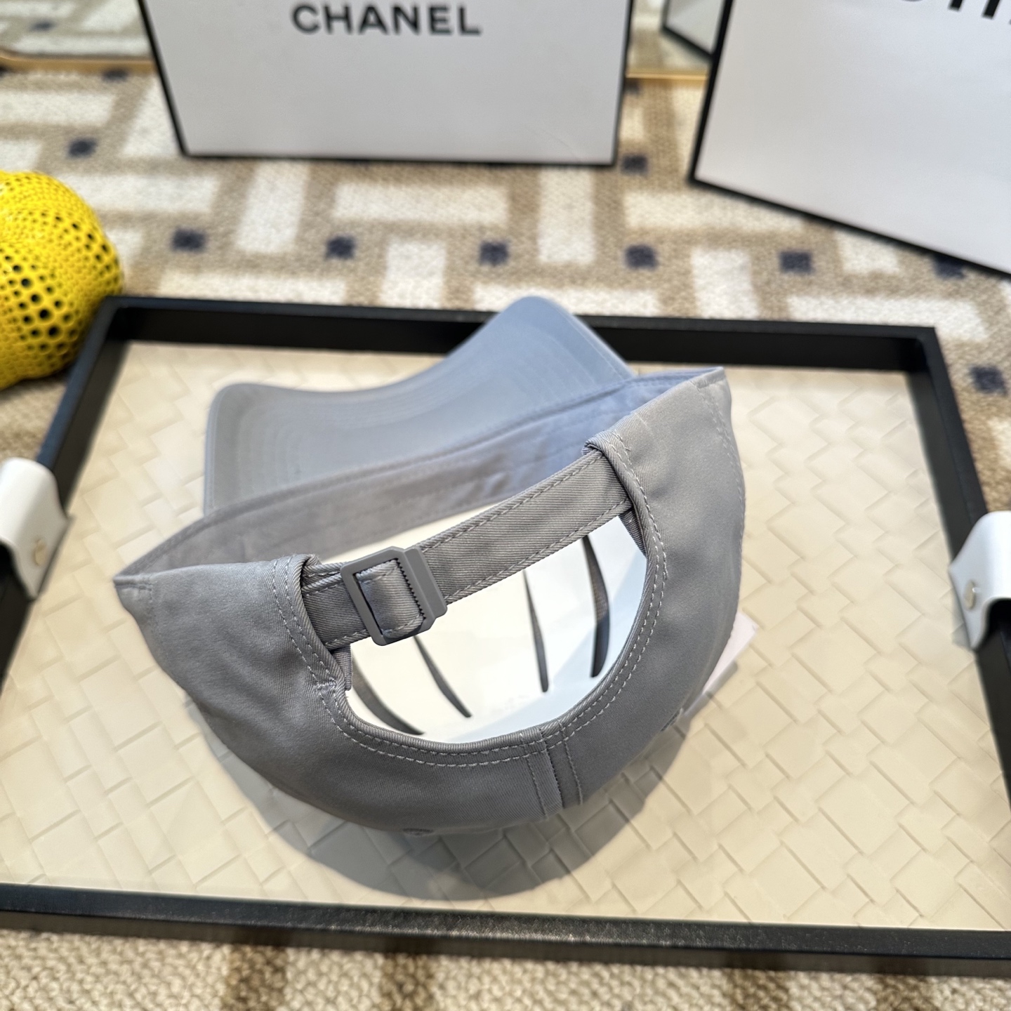CHANEL香奈儿 新款简约刺绣logo棒球帽，新款出货，大牌款超好搭配，赶紧入手！