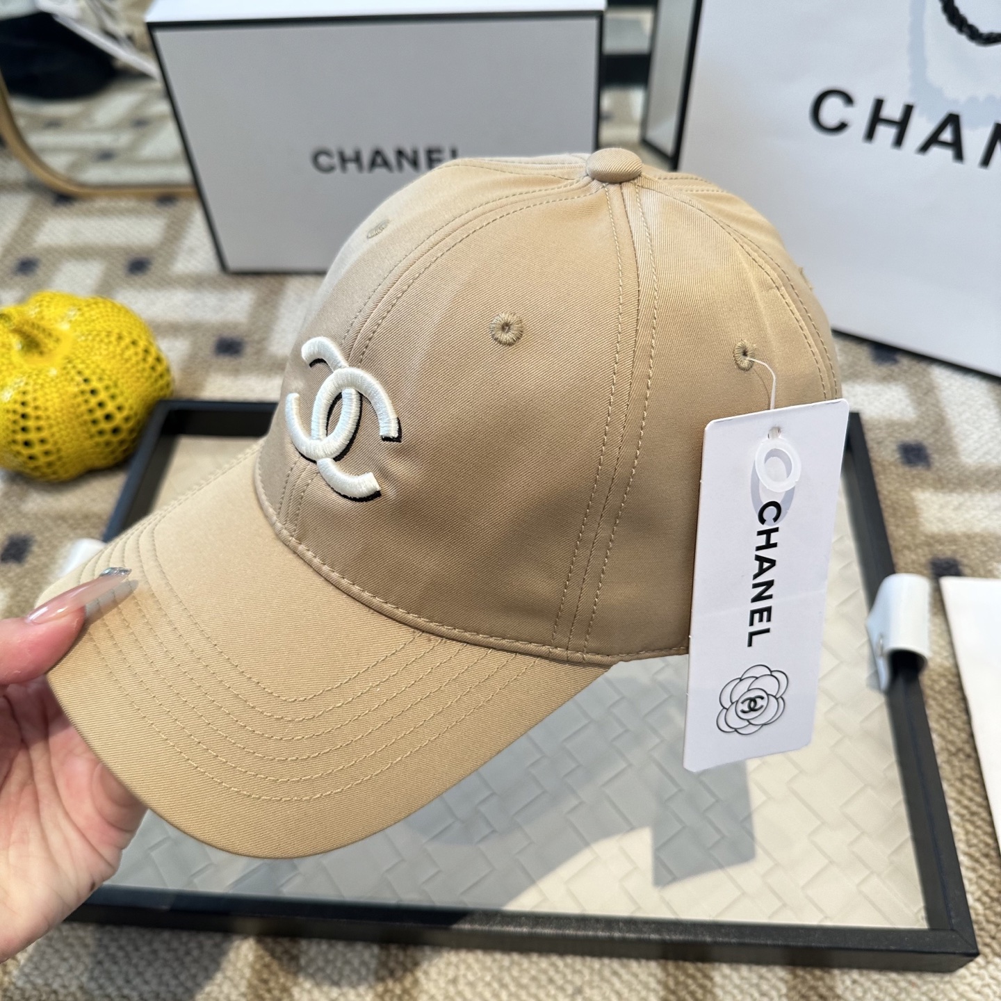 CHANEL香奈儿 新款简约刺绣logo棒球帽，新款出货，大牌款超好搭配，赶紧入手！