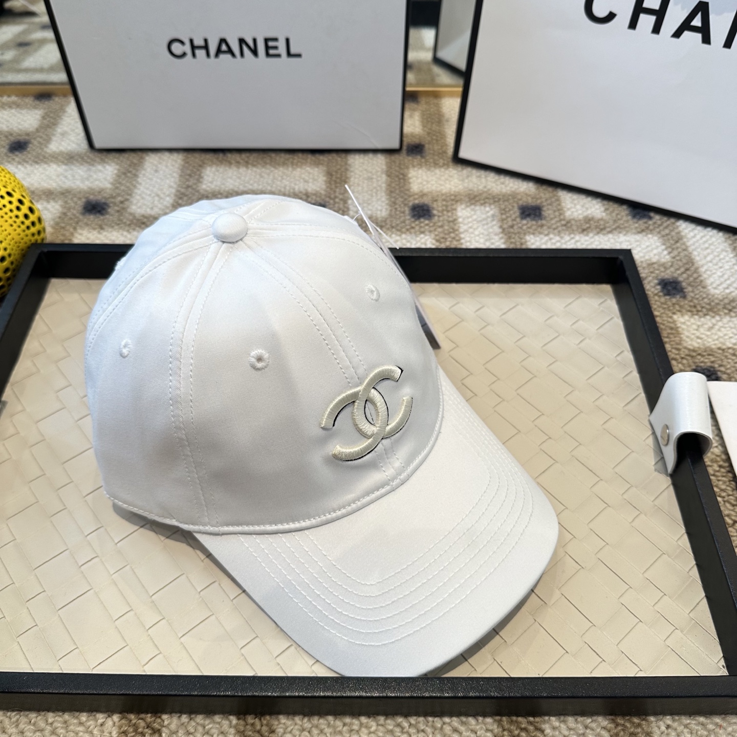 CHANEL香奈儿 新款简约刺绣logo棒球帽，新款出货，大牌款超好搭配，赶紧入手！