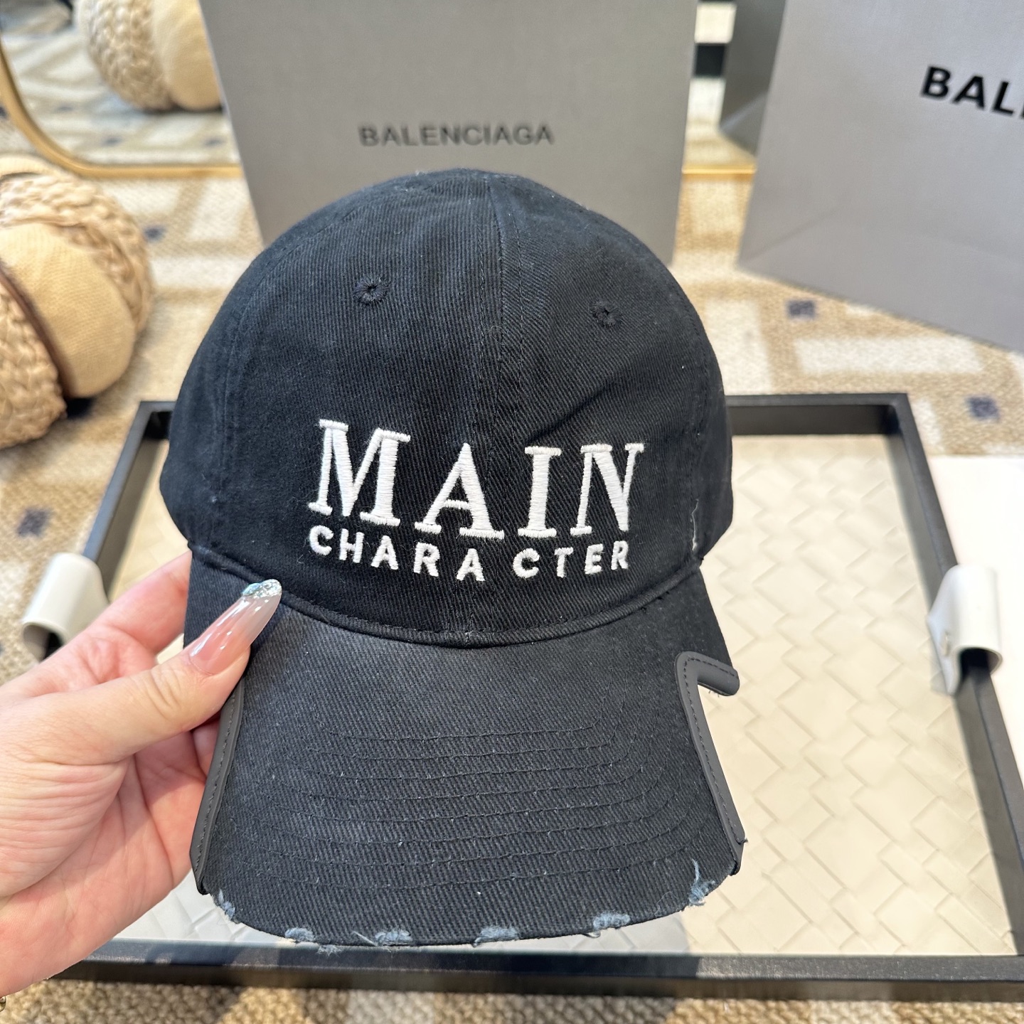 新品Balenciaga 巴黎世家字母新款棒球帽现货秒发🧢简约时尚超级无敌好看的帽子！情侣款！