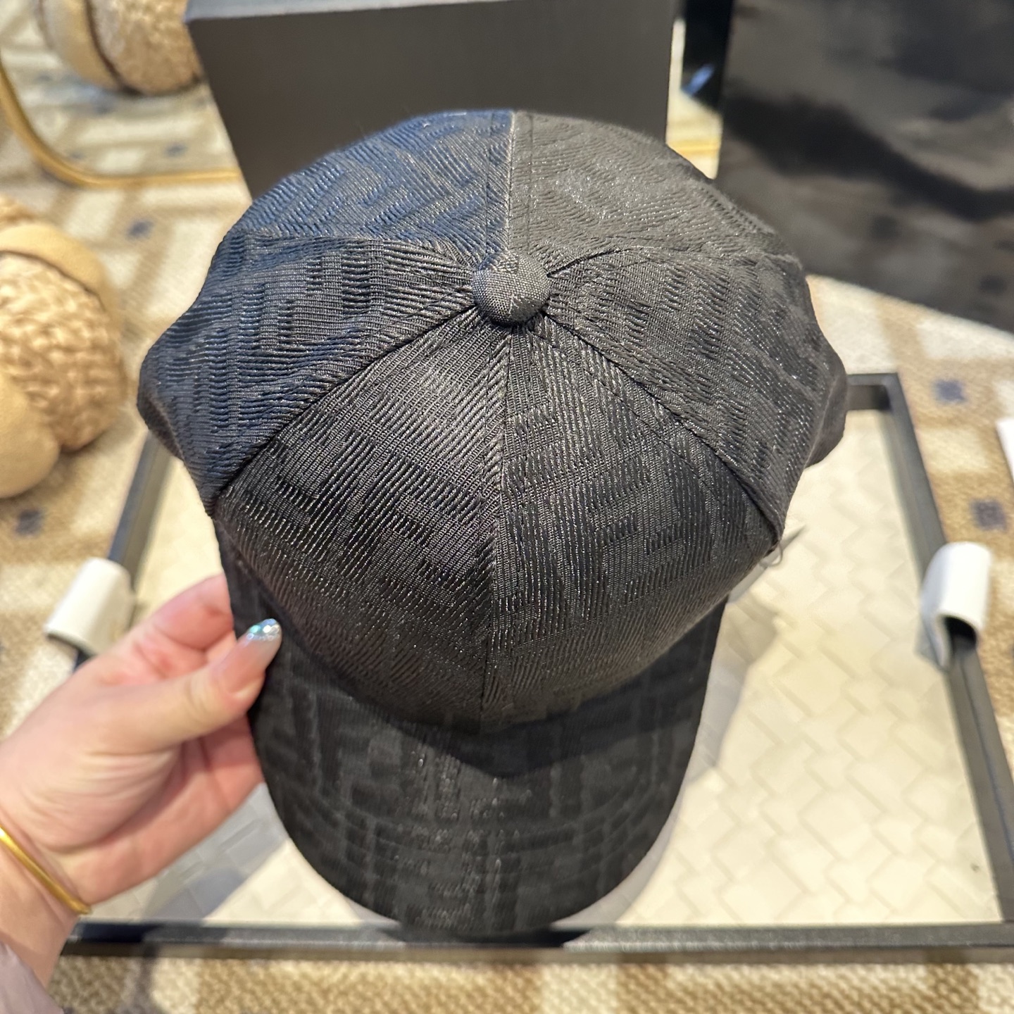 Fendi FENDI芬迪 老花系列棒球帽 FF中古单品，气质穿搭单品，质量杠杠