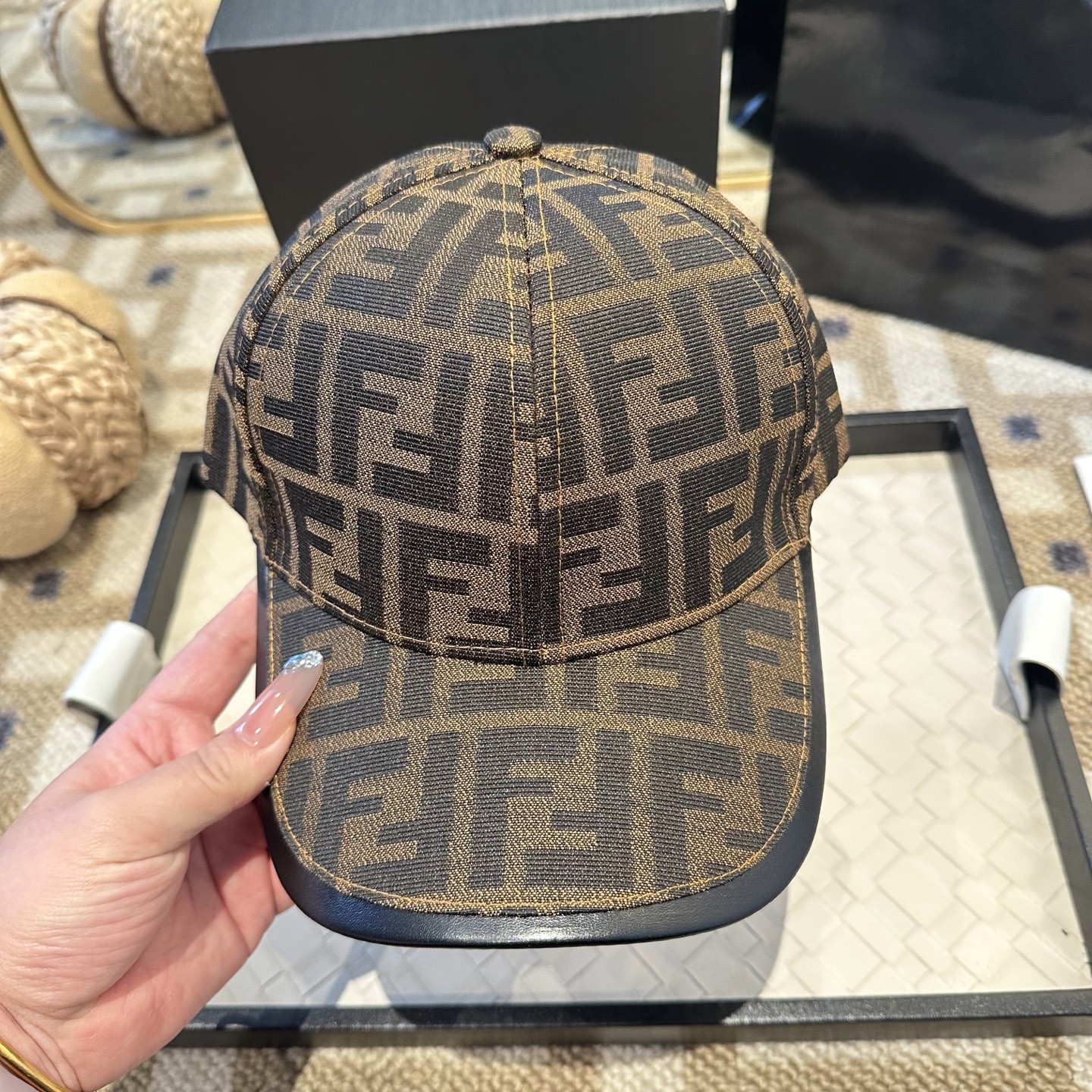 Fendi FENDI芬迪 老花系列棒球帽 FF中古单品，气质穿搭单品，质量杠杠