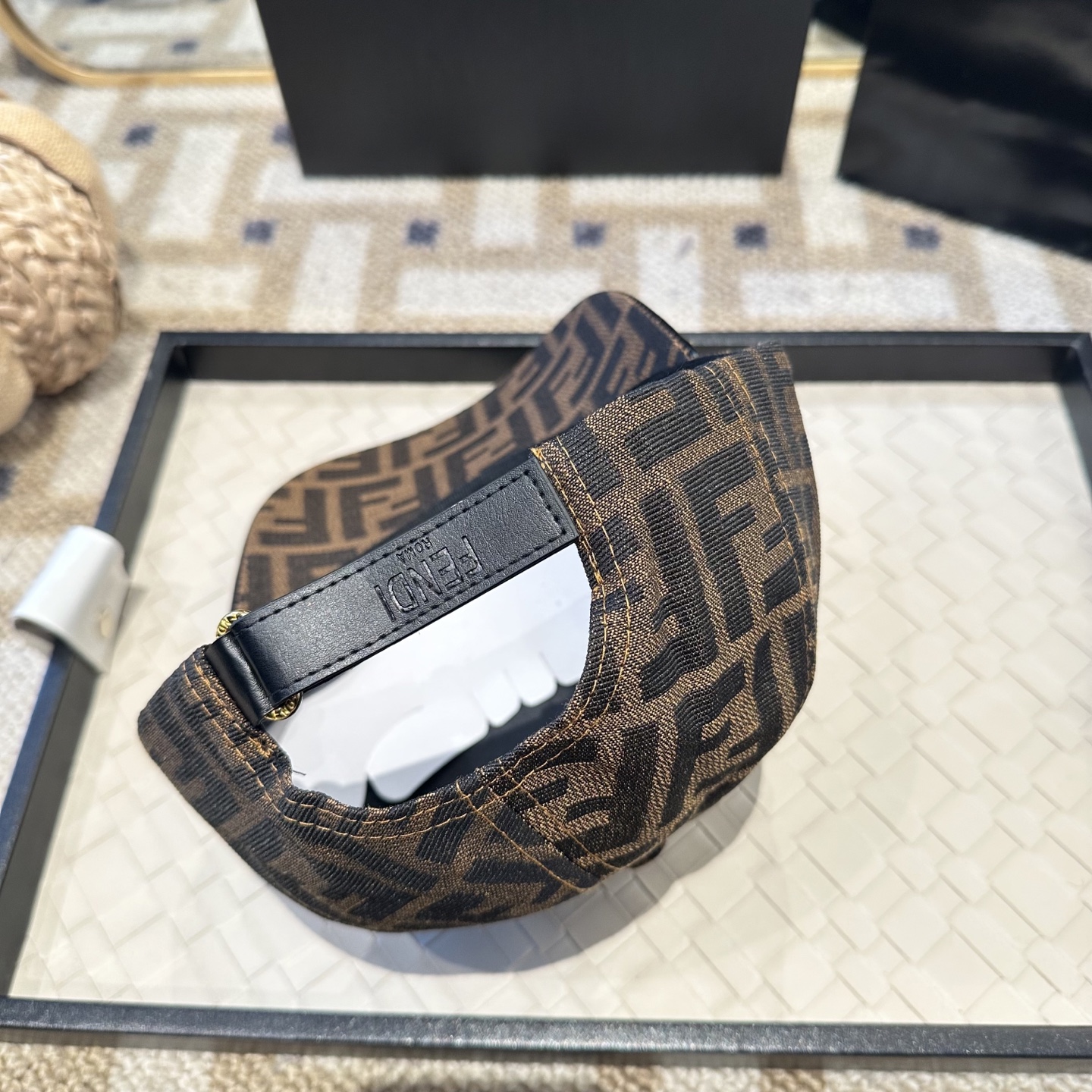Fendi FENDI芬迪 老花系列棒球帽 FF中古单品，气质穿搭单品，质量杠杠