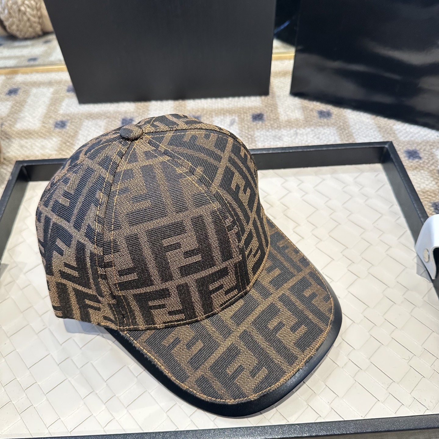 Fendi FENDI芬迪 老花系列棒球帽 FF中古单品，气质穿搭单品，质量杠杠