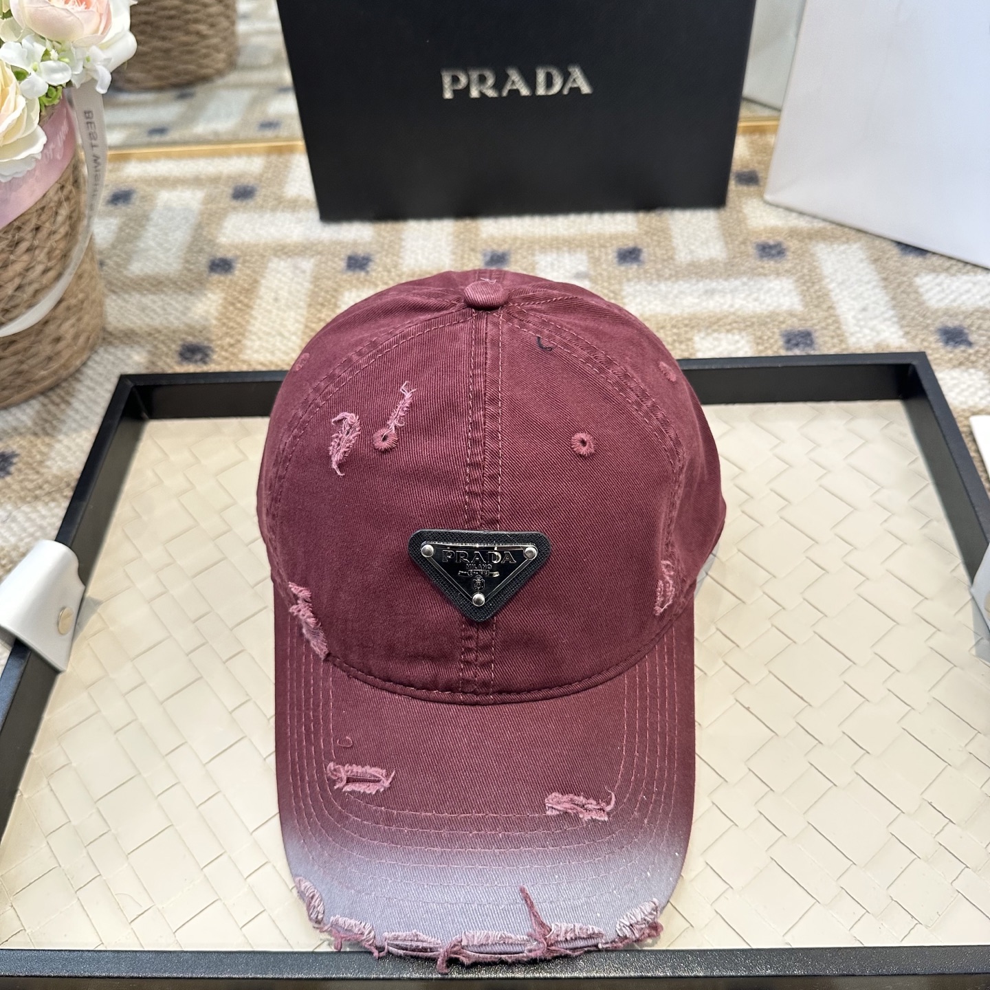 Prada 普拉达 三角标棒球帽