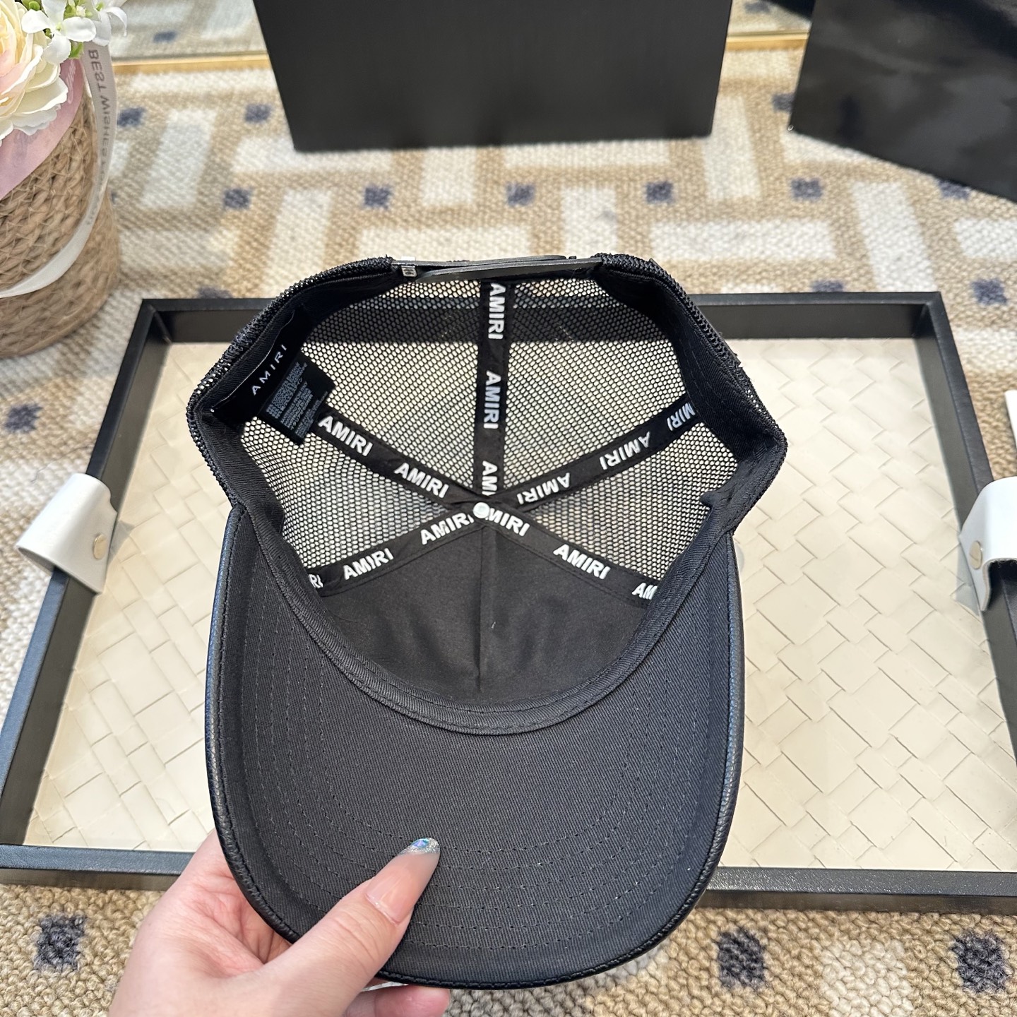 潮牌棒球帽 简单休闲风的棒球帽 减龄百搭 适配度很高！简单随性~出街拍照拗造型非常加分~男女同款 随意搭