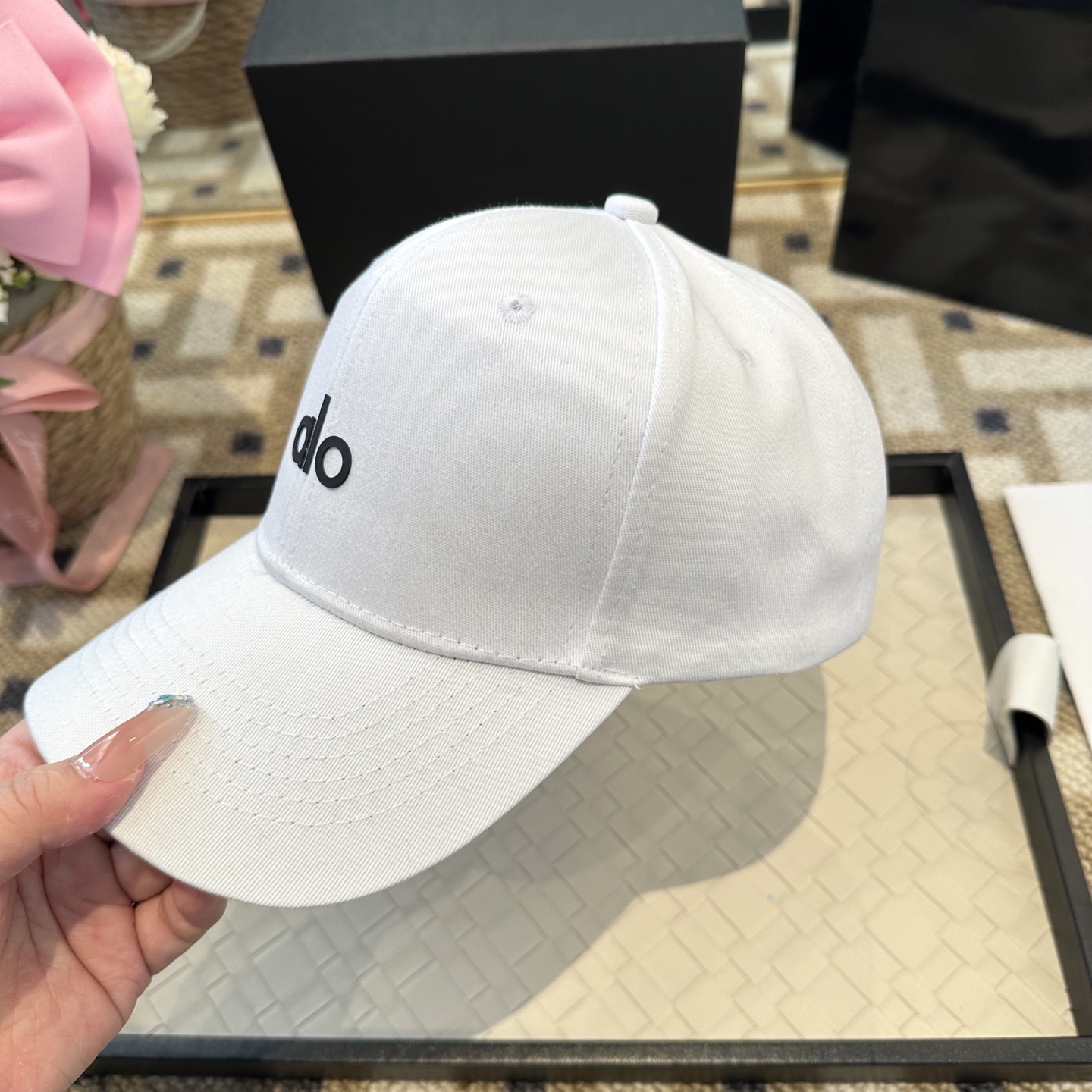 Alo 🔥爆款 新款棒球帽定制面料，简约时尚更透气，超火爆现货秒发