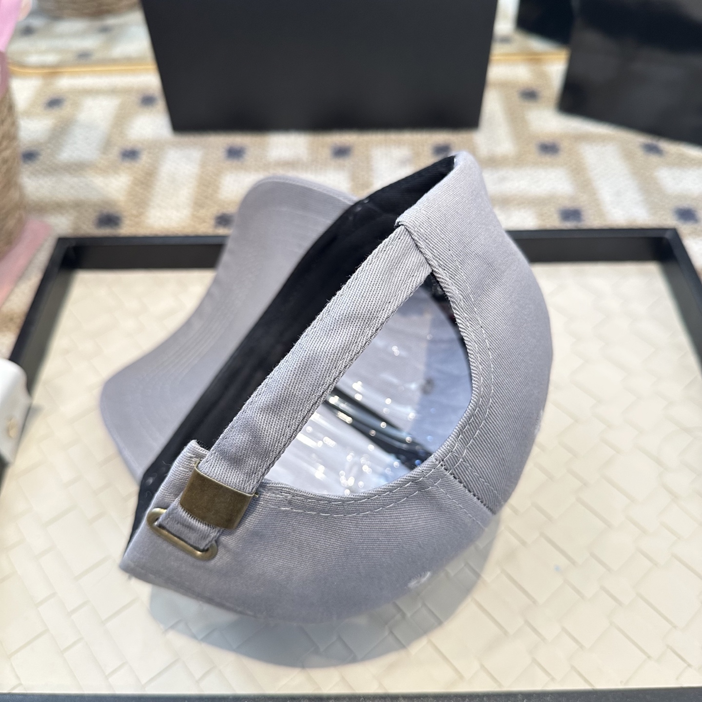 Alo 🔥爆款 新款棒球帽定制面料，简约时尚更透气，超火爆现货秒发