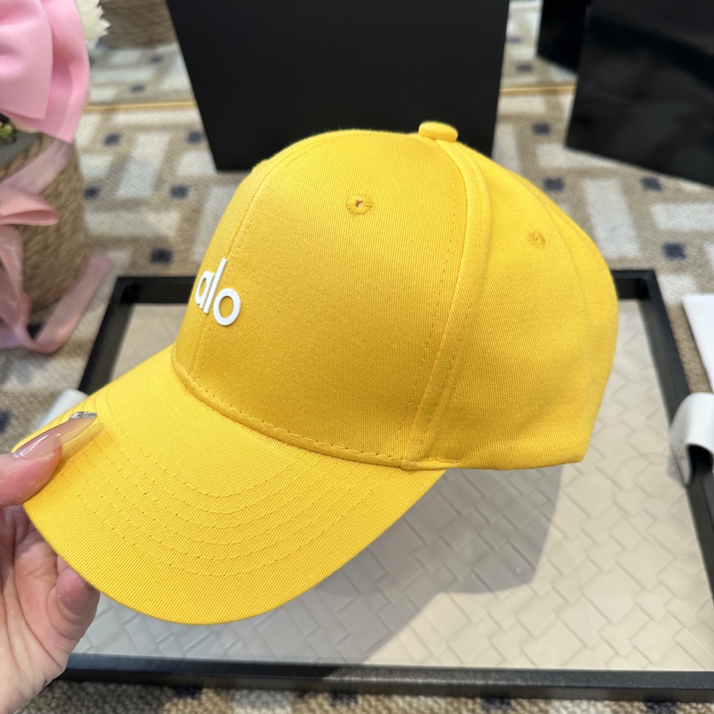 Alo 🔥爆款 新款棒球帽定制面料，简约时尚更透气，超火爆现货秒发