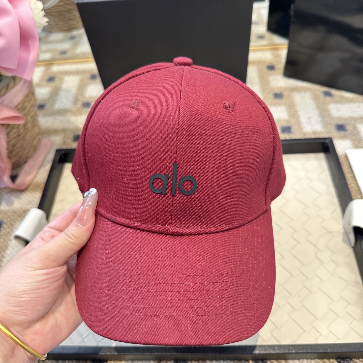 Alo 🔥爆款 新款棒球帽定制面料，简约时尚更透气，超火爆现货秒发