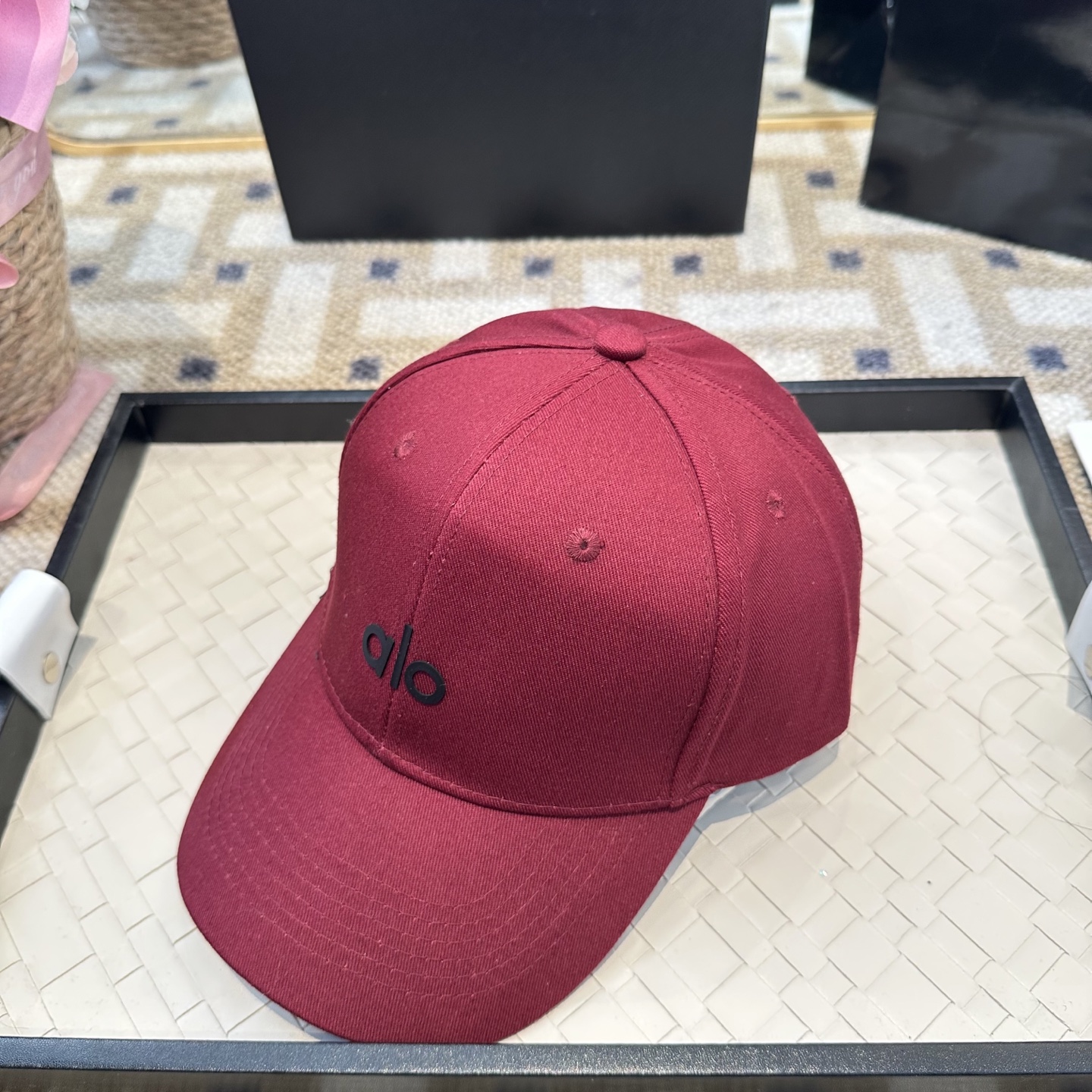 Alo 🔥爆款 新款棒球帽定制面料，简约时尚更透气，超火爆现货秒发