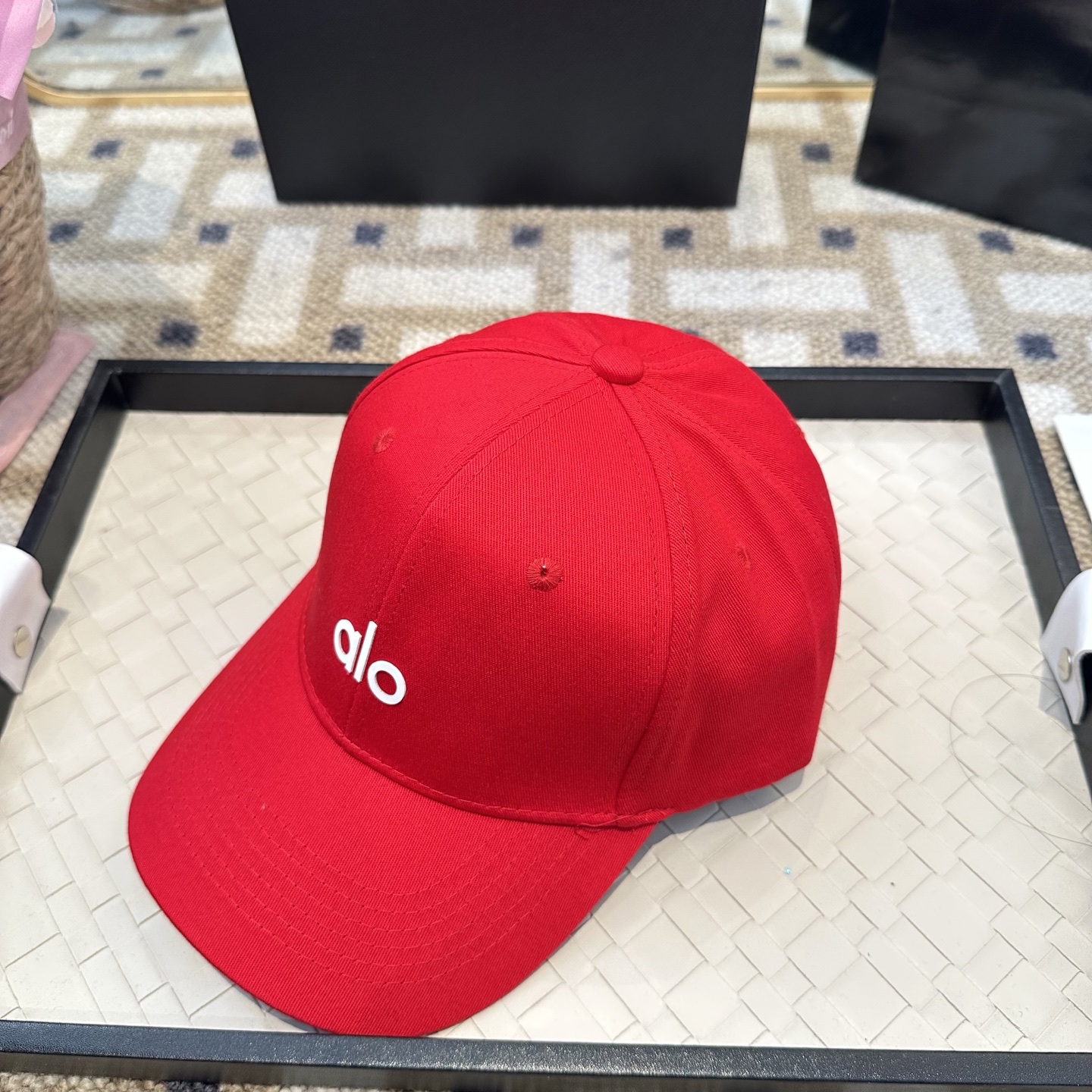 Alo 🔥爆款 新款棒球帽定制面料，简约时尚更透气，超火爆现货秒发