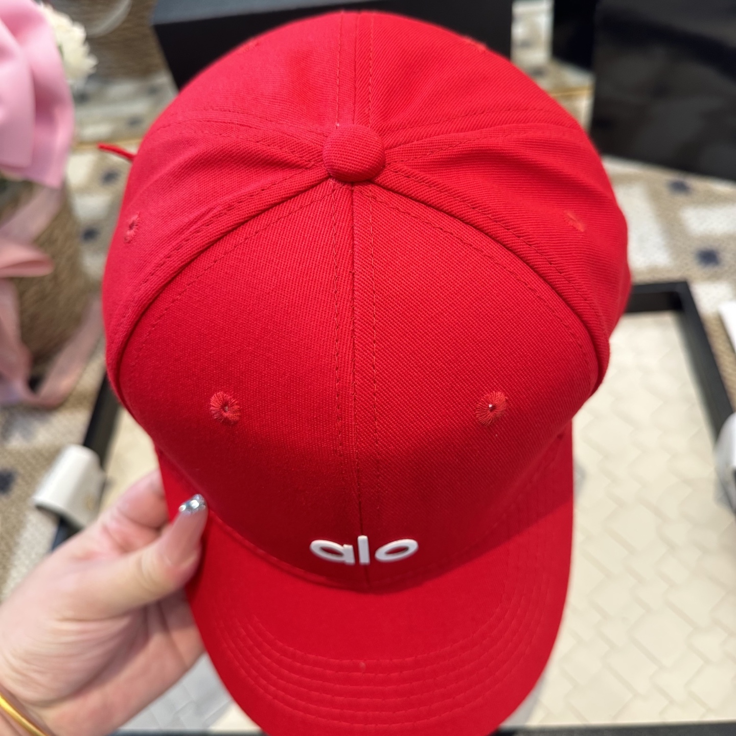 Alo 🔥爆款 新款棒球帽定制面料，简约时尚更透气，超火爆现货秒发