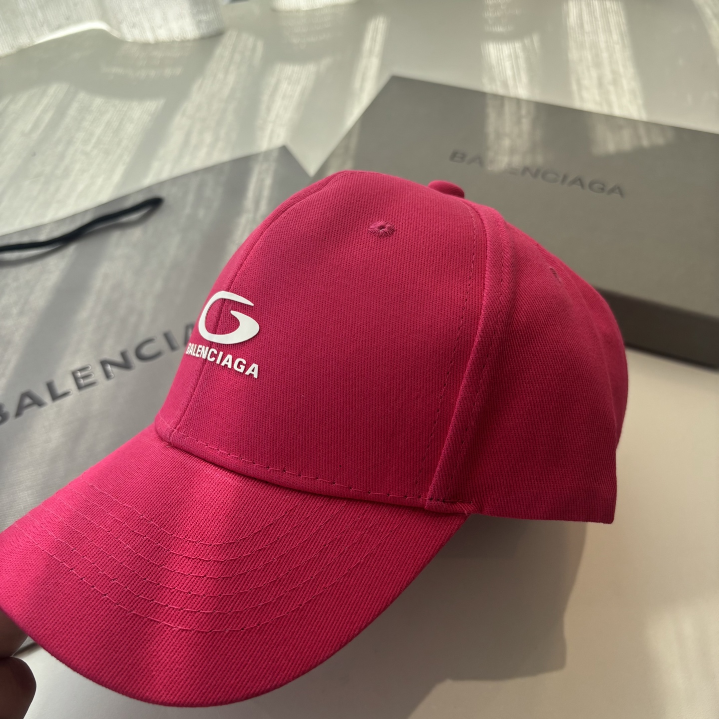 新品Balenciaga 巴黎世家字母新款棒球帽现货秒发🧢简约时尚超级无敌好看的帽子！情侣款！