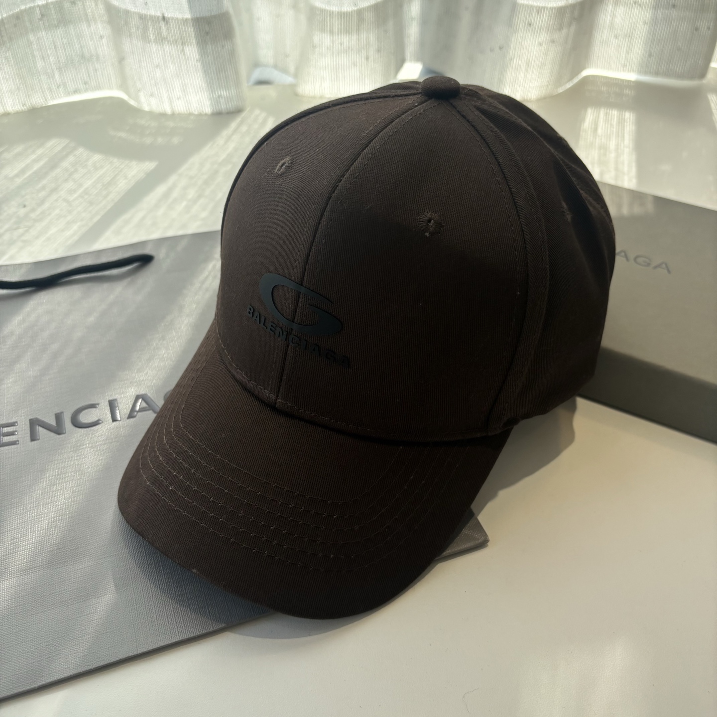 新品Balenciaga 巴黎世家字母新款棒球帽现货秒发🧢简约时尚超级无敌好看的帽子！情侣款！