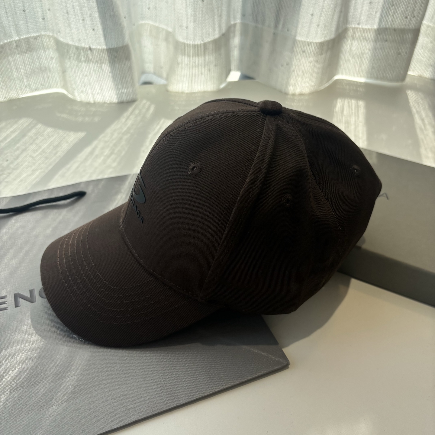 新品Balenciaga 巴黎世家字母新款棒球帽现货秒发🧢简约时尚超级无敌好看的帽子！情侣款！