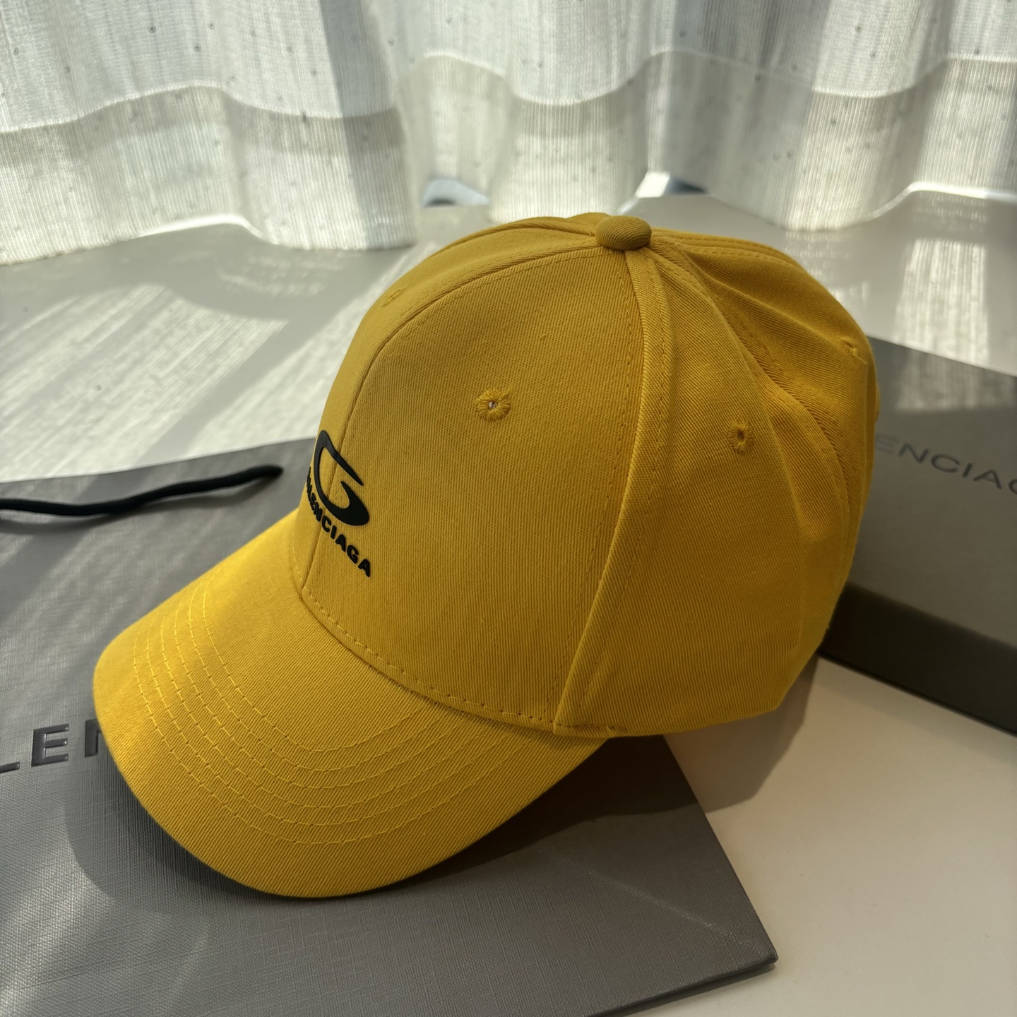 新品Balenciaga 巴黎世家字母新款棒球帽现货秒发🧢简约时尚超级无敌好看的帽子！情侣款！