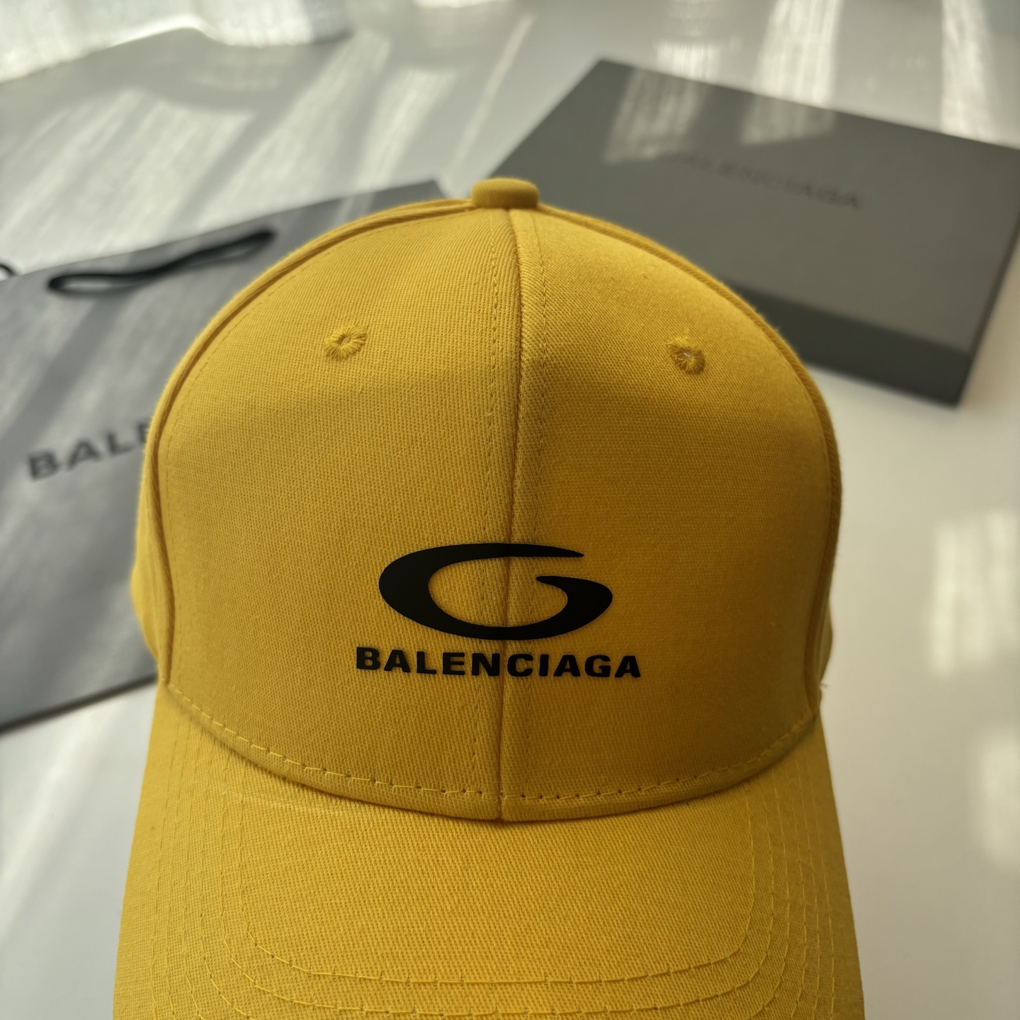 新品Balenciaga 巴黎世家字母新款棒球帽现货秒发🧢简约时尚超级无敌好看的帽子！情侣款！