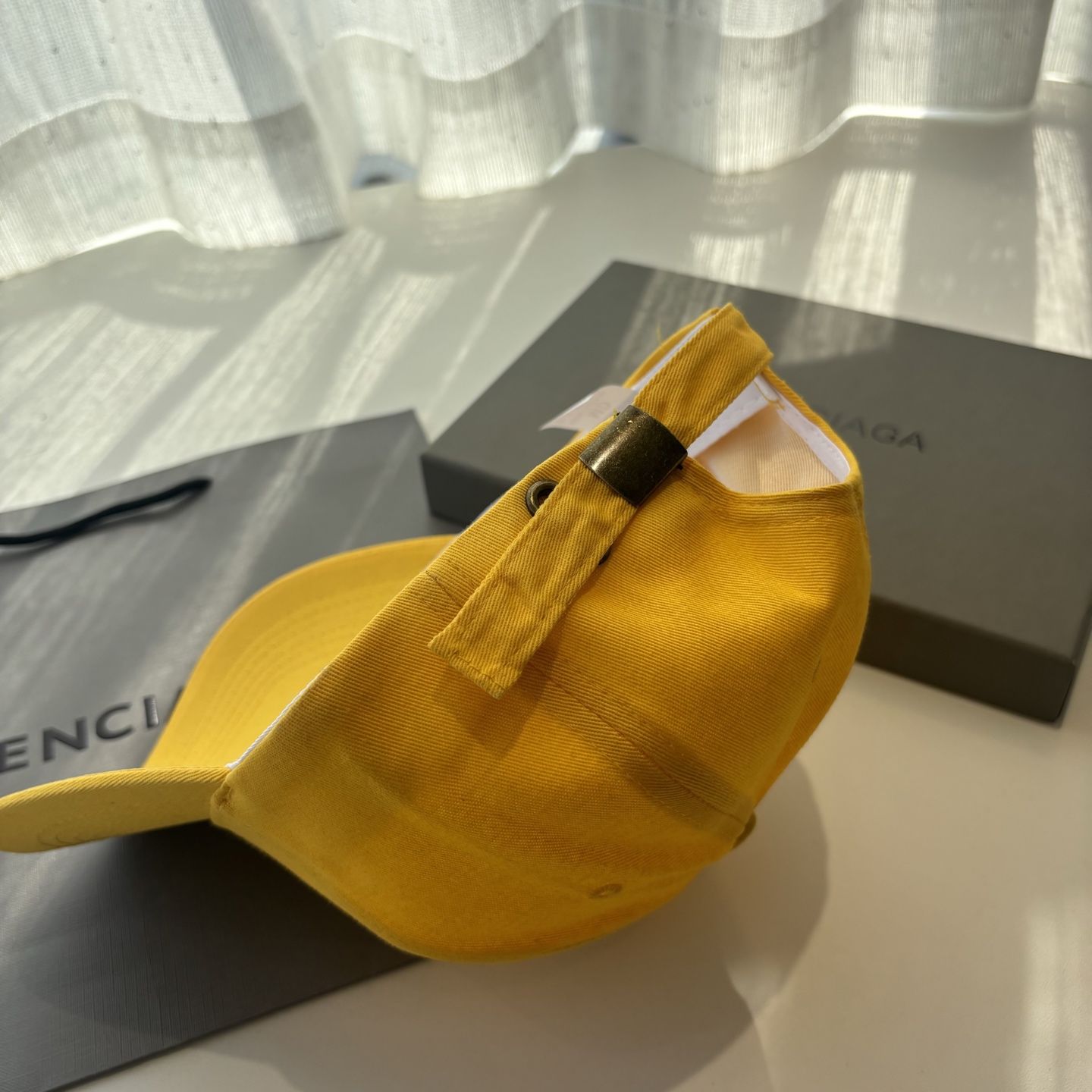新品Balenciaga 巴黎世家字母新款棒球帽现货秒发🧢简约时尚超级无敌好看的帽子！情侣款！