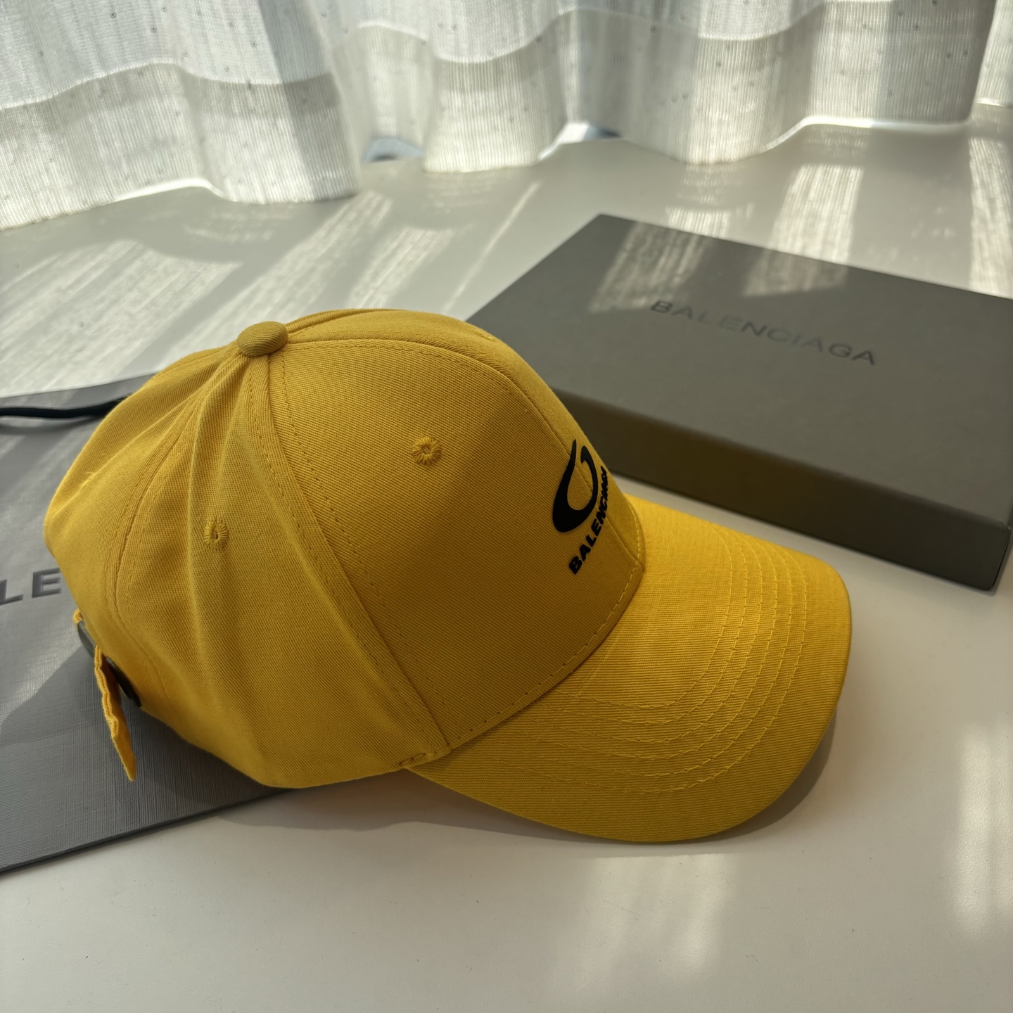 新品Balenciaga 巴黎世家字母新款棒球帽现货秒发🧢简约时尚超级无敌好看的帽子！情侣款！