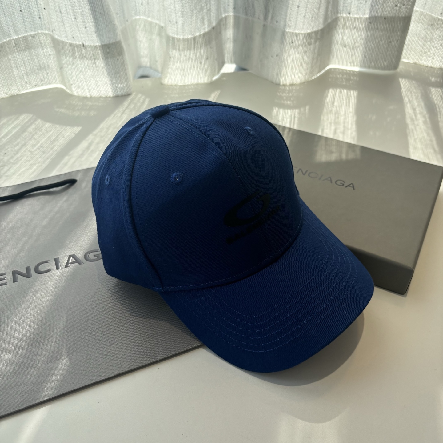 新品Balenciaga 巴黎世家字母新款棒球帽现货秒发🧢简约时尚超级无敌好看的帽子！情侣款！