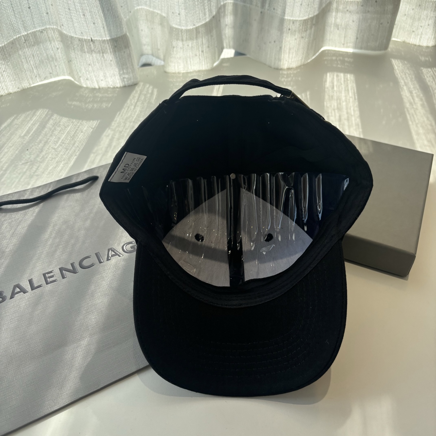 新品Balenciaga 巴黎世家字母新款棒球帽现货秒发🧢简约时尚超级无敌好看的帽子！情侣款！