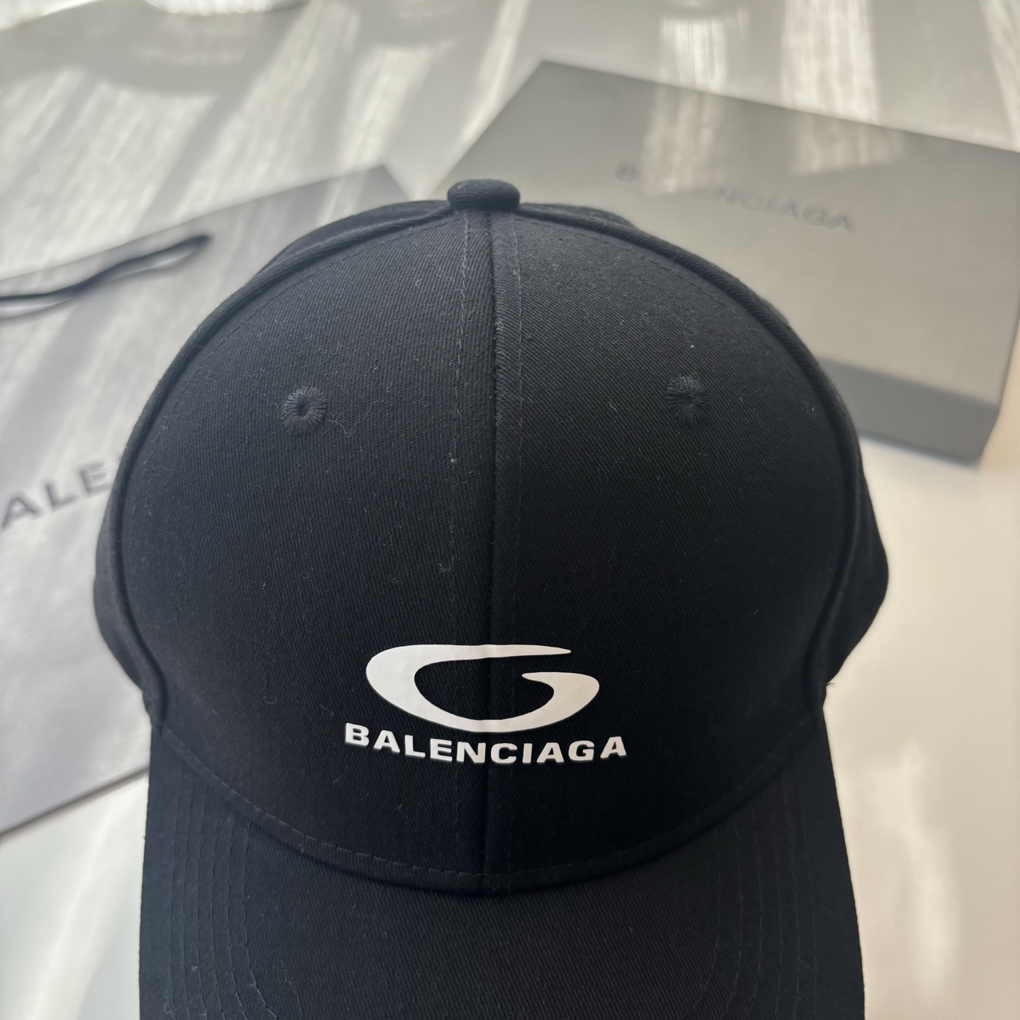 新品Balenciaga 巴黎世家字母新款棒球帽现货秒发🧢简约时尚超级无敌好看的帽子！情侣款！