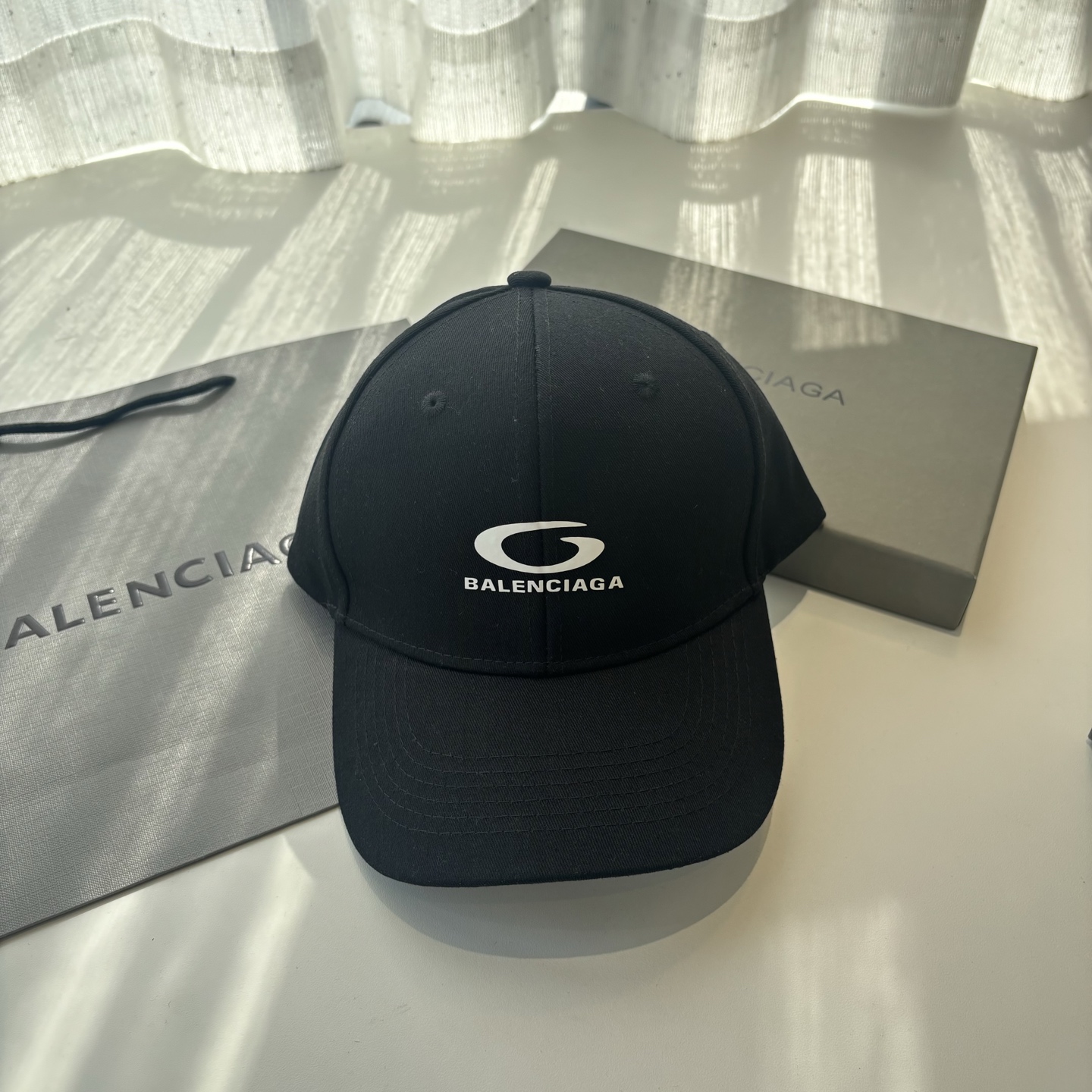 新品Balenciaga 巴黎世家字母新款棒球帽现货秒发🧢简约时尚超级无敌好看的帽子！情侣款！