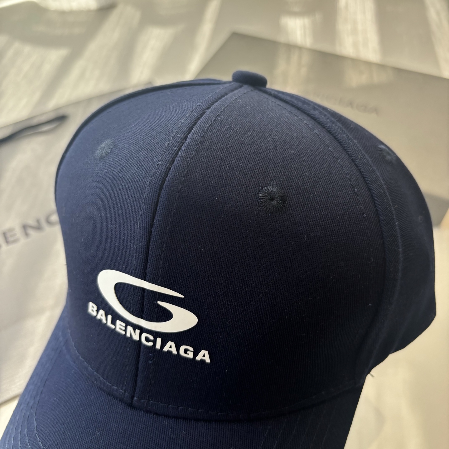 新品Balenciaga 巴黎世家字母新款棒球帽现货秒发🧢简约时尚超级无敌好看的帽子！情侣款！