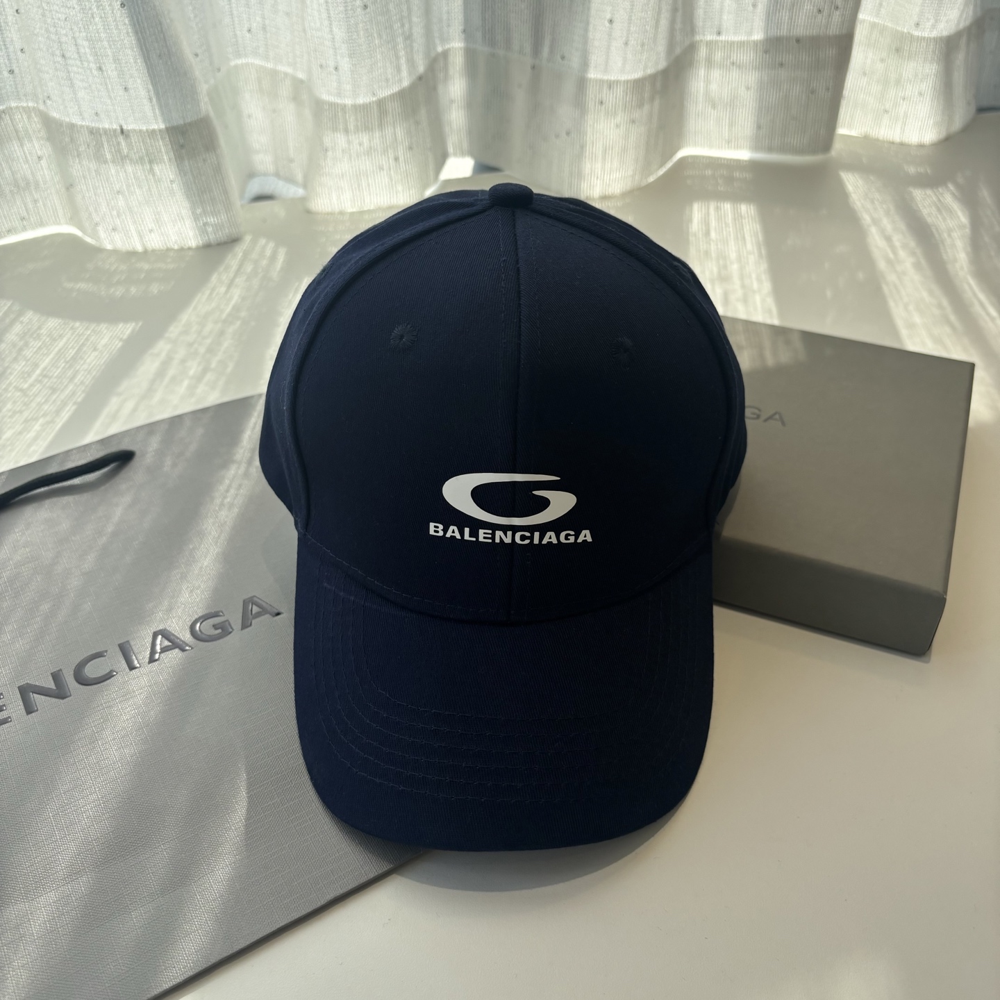 新品Balenciaga 巴黎世家字母新款棒球帽现货秒发🧢简约时尚超级无敌好看的帽子！情侣款！