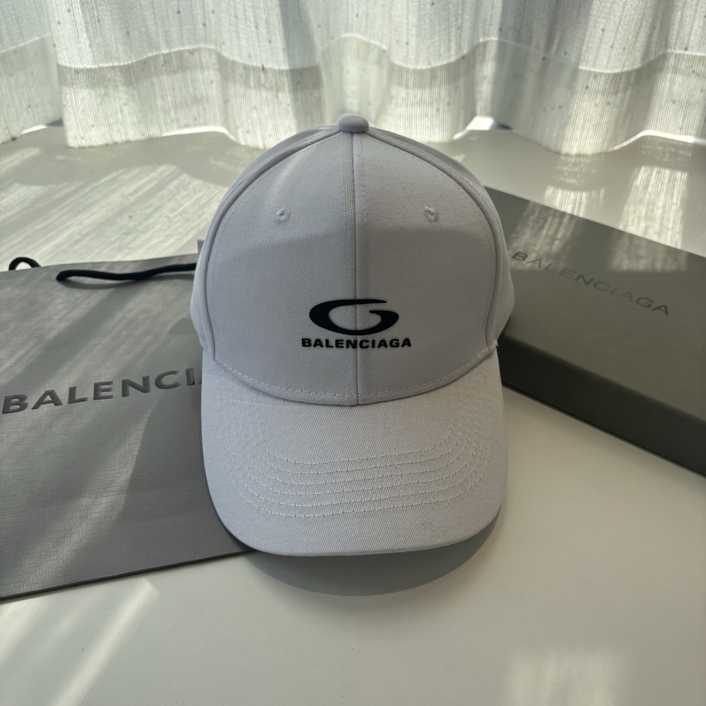 新品Balenciaga 巴黎世家字母新款棒球帽现货秒发🧢简约时尚超级无敌好看的帽子！情侣款！