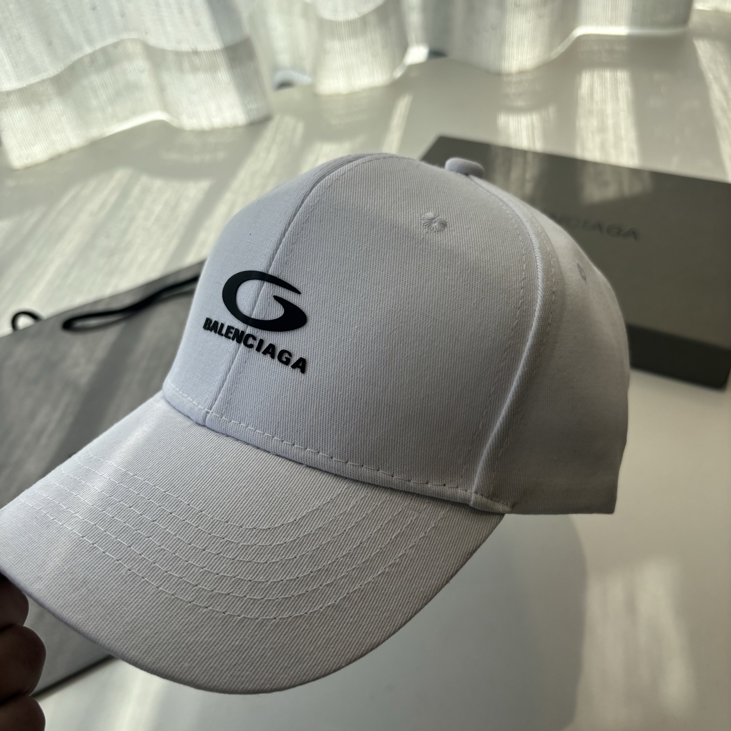 新品Balenciaga 巴黎世家字母新款棒球帽现货秒发🧢简约时尚超级无敌好看的帽子！情侣款！
