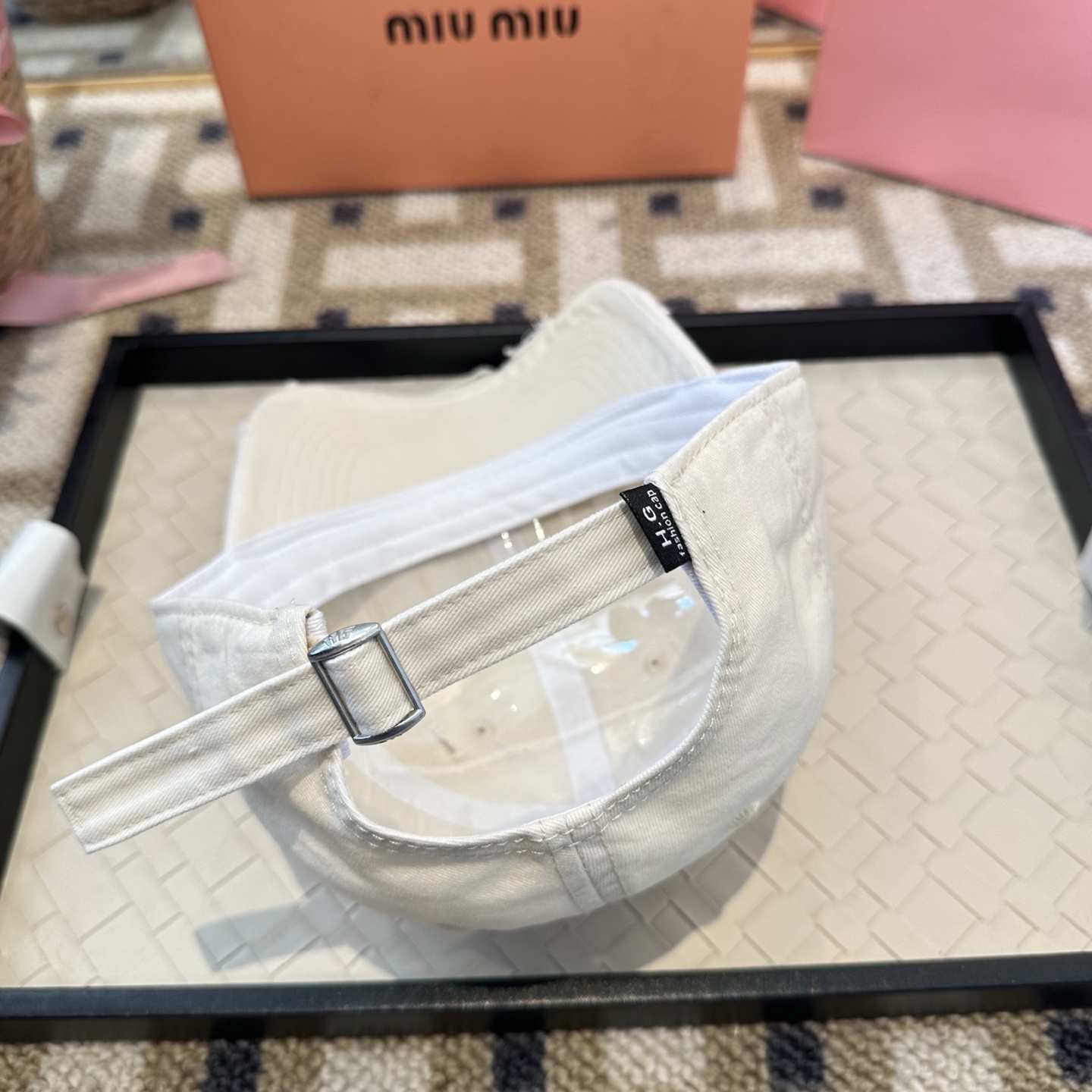 谬谬miumiu 原单 新款棒球帽，正品开模订制，原版做工细致质量超赞！