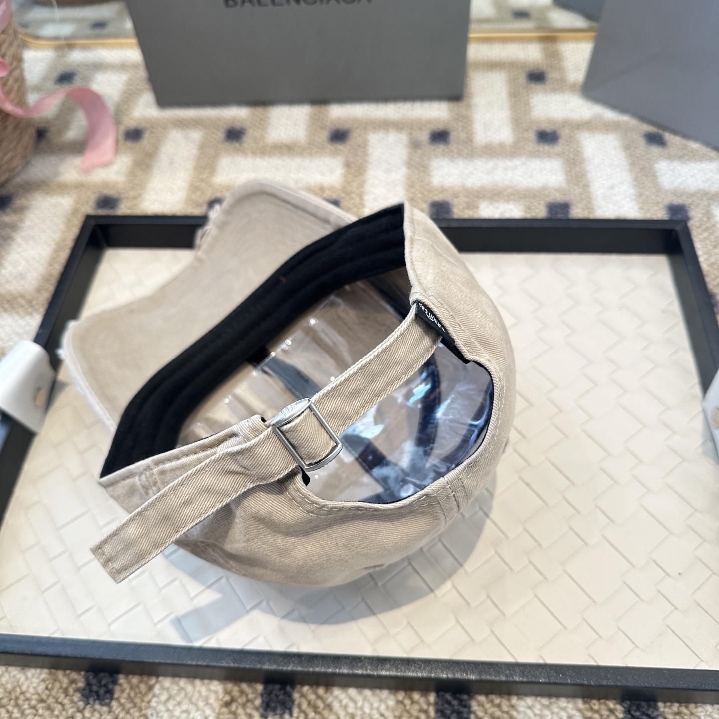 新品Balenciaga 巴黎世家字母新款棒球帽现货秒发🧢简约时尚超级无敌好看的帽子！情侣款！