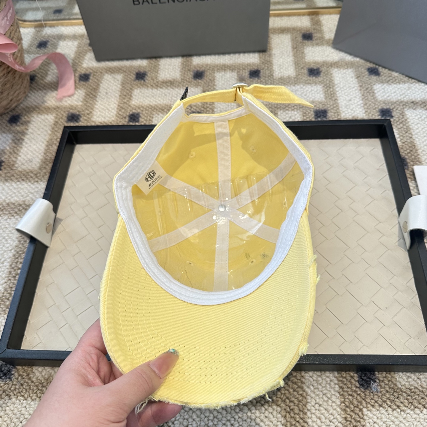 新品Balenciaga 巴黎世家字母新款棒球帽现货秒发🧢简约时尚超级无敌好看的帽子！情侣款！