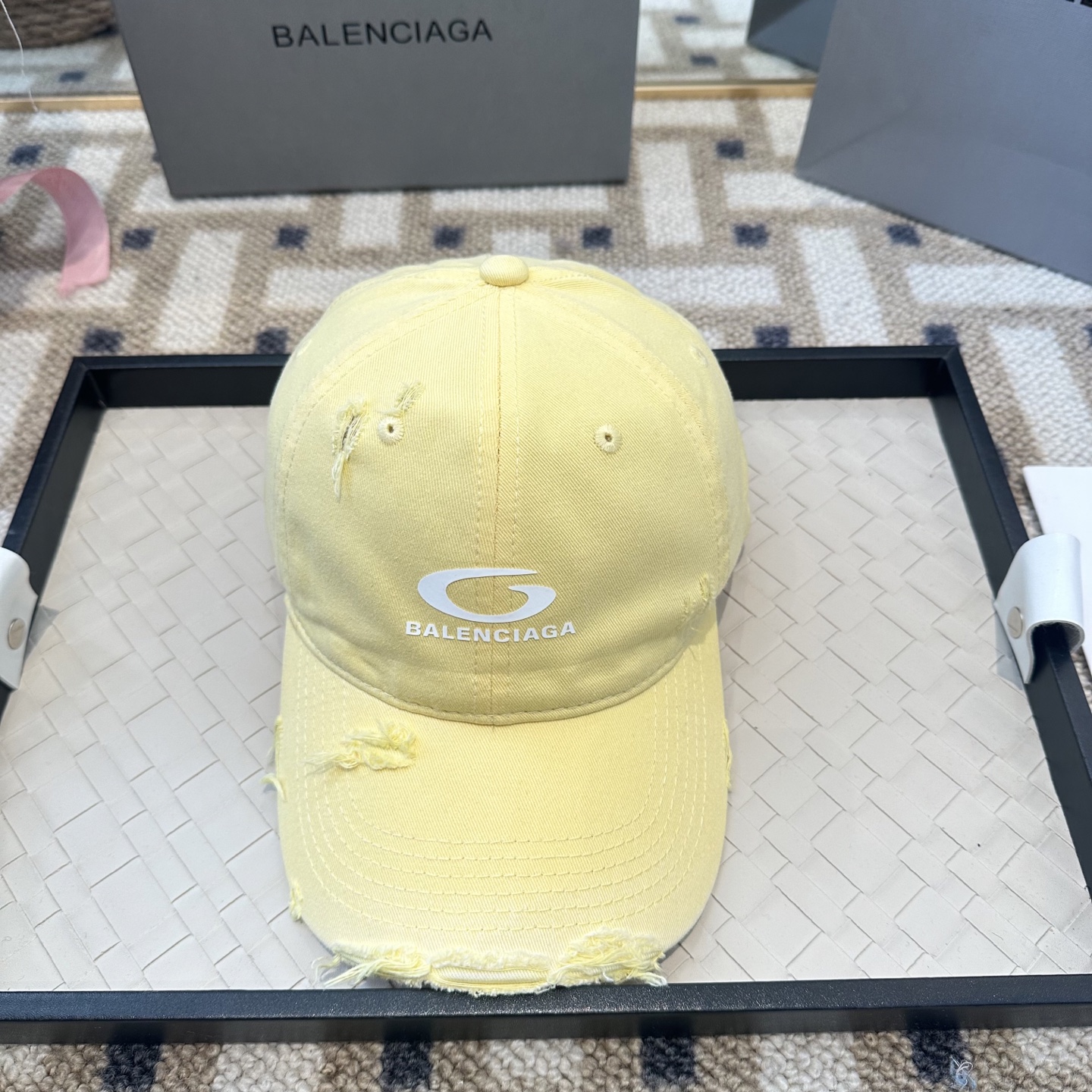 新品Balenciaga 巴黎世家字母新款棒球帽现货秒发🧢简约时尚超级无敌好看的帽子！情侣款！